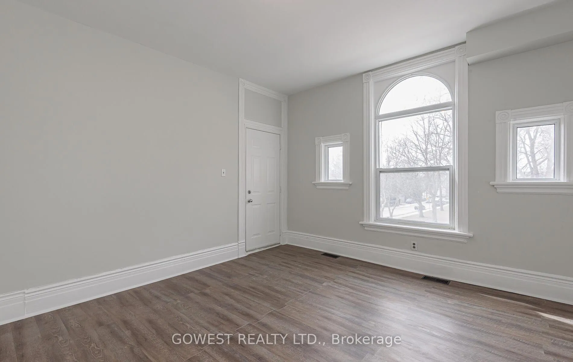 Photo 9 of Unit 2, 14 Sylvan Avenue, Toronto, Dufferin Grove — HOMEH