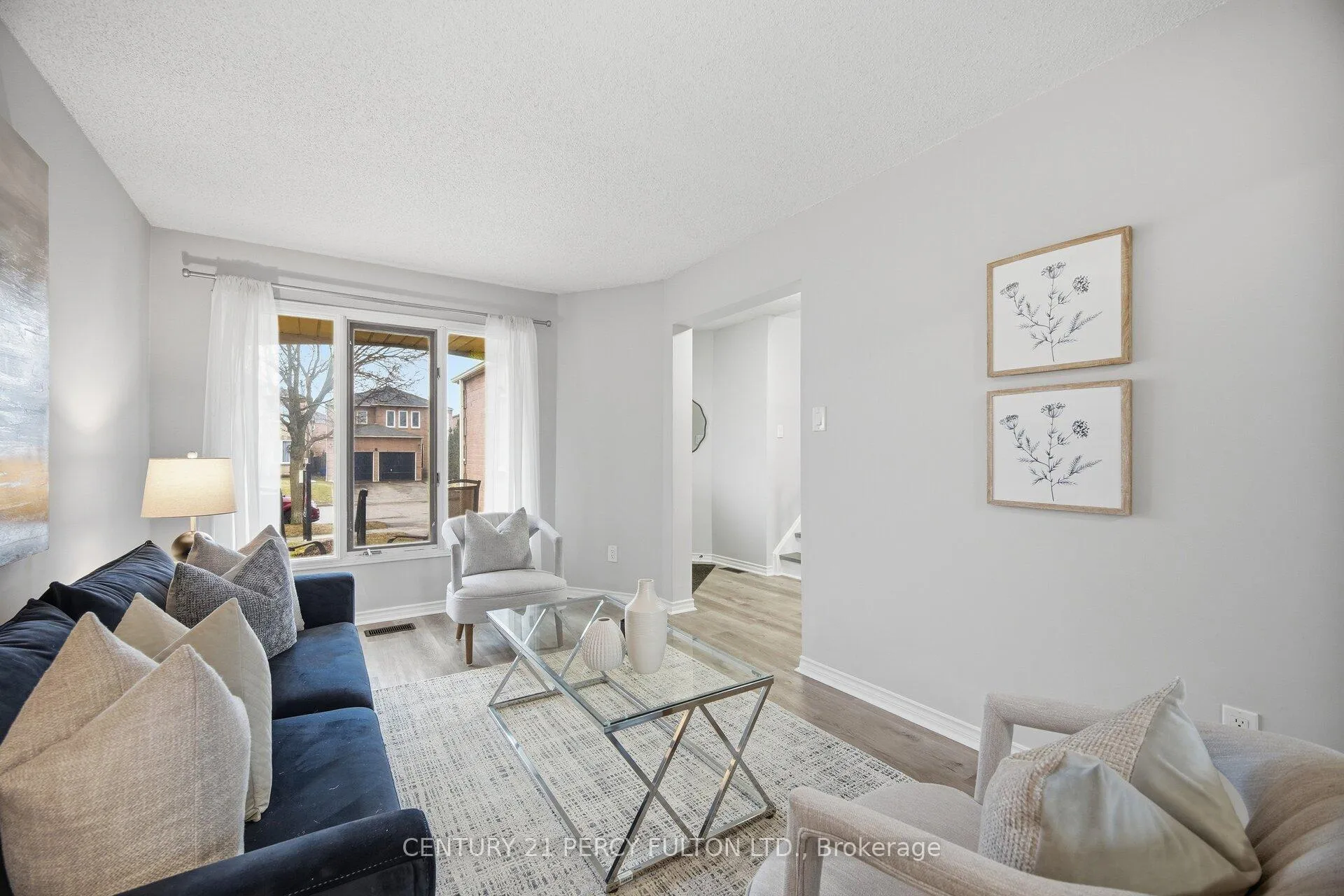 Photo 3 of 4 Raine Drive, Ajax, Central — HOMEH