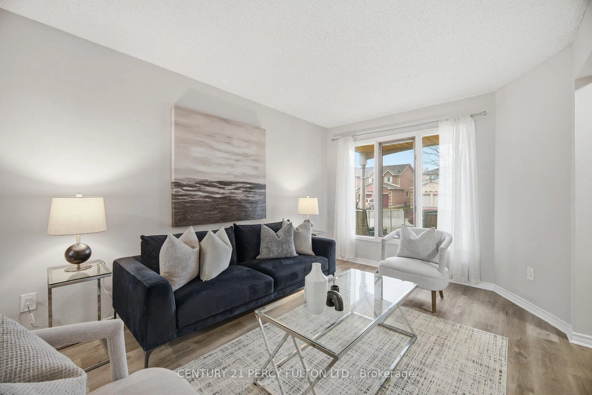 Photo 4 of 4 Raine Drive, Ajax, Central — HOMEH