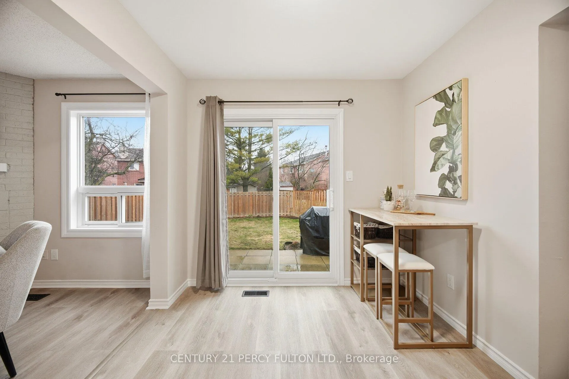Photo 11 of 4 Raine Drive, Ajax, Central — HOMEH