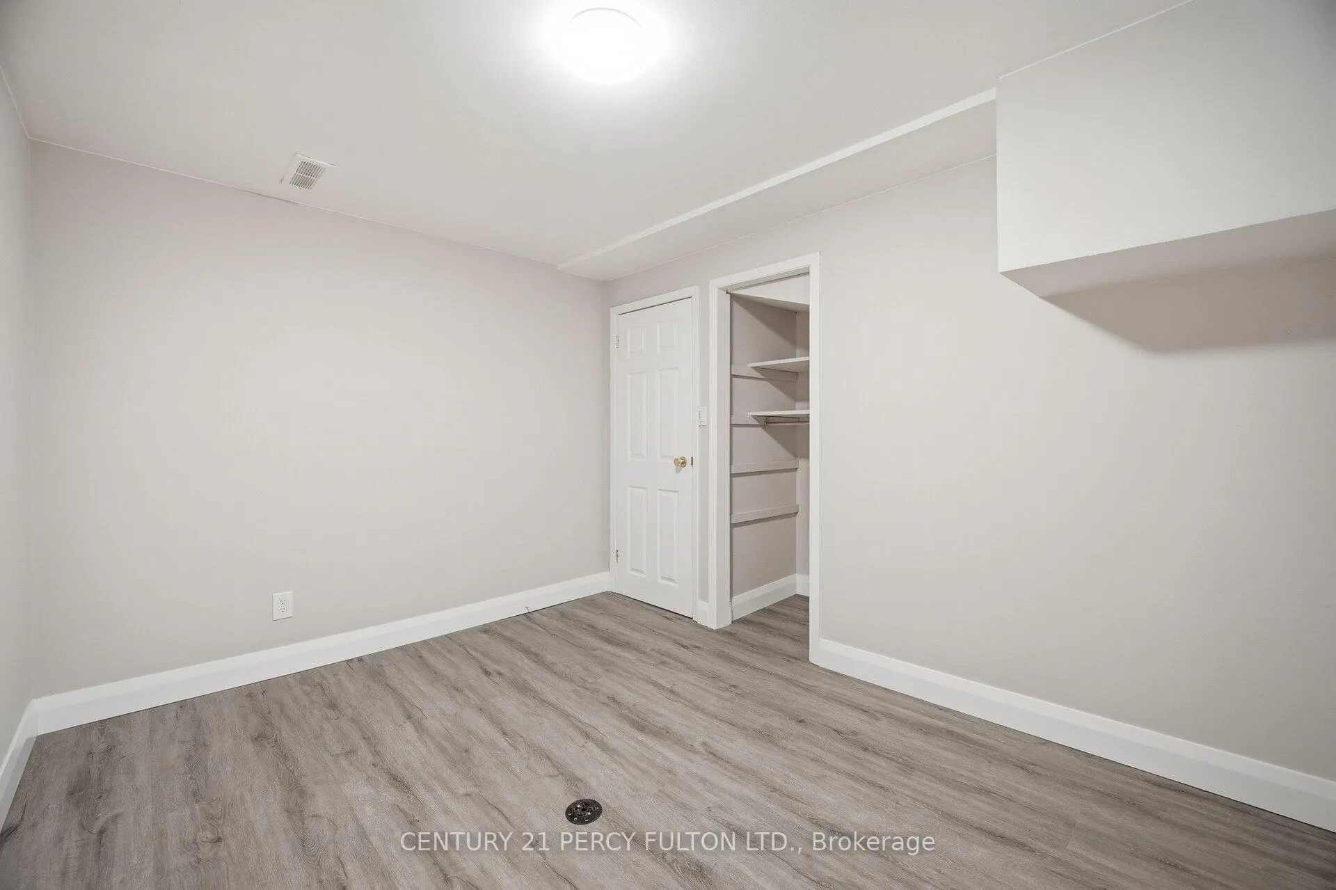 Photo 39 of 4 Raine Drive, Ajax, Central — HOMEH