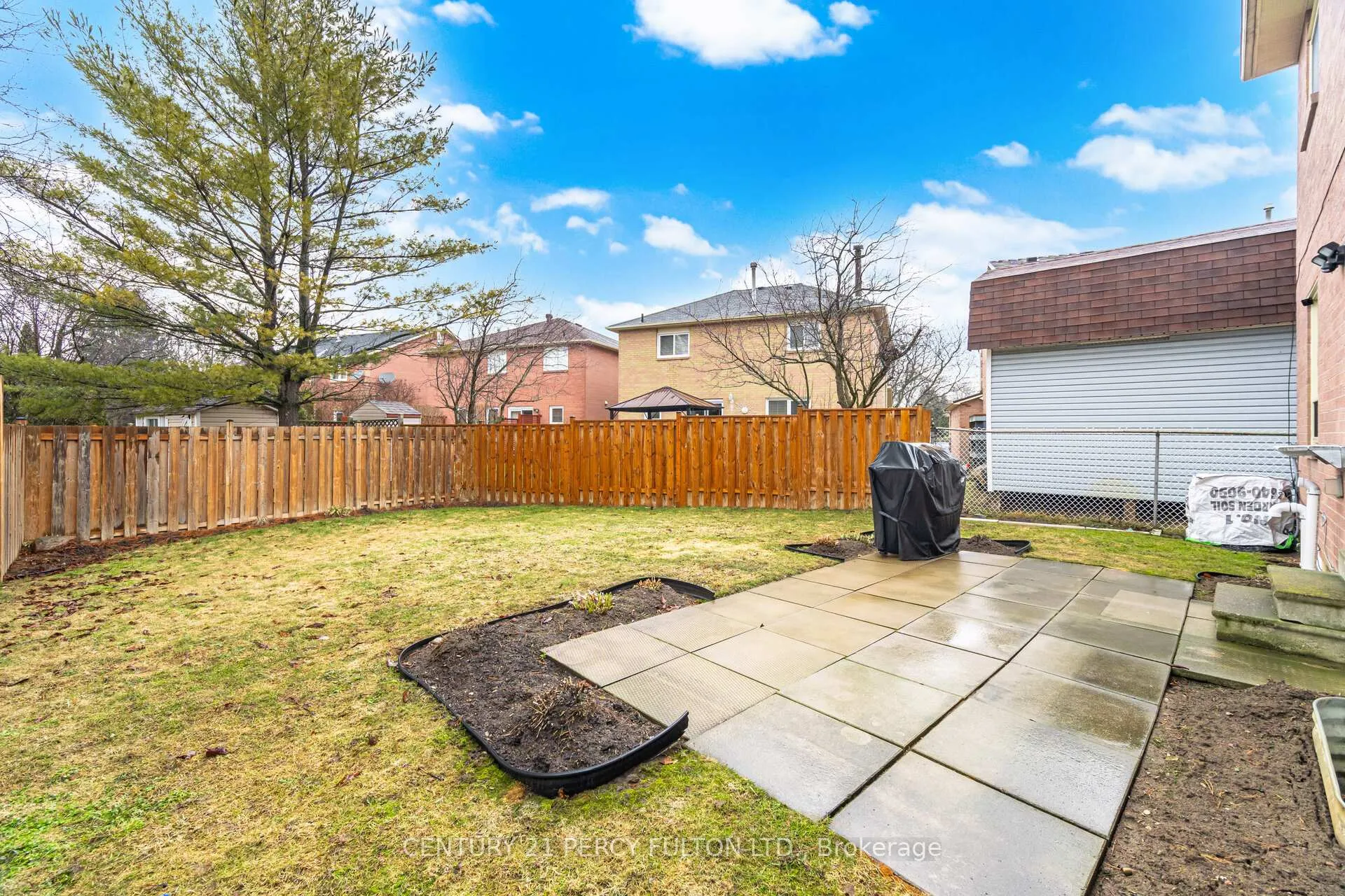 Photo 41 of 4 Raine Drive, Ajax, Central — HOMEH