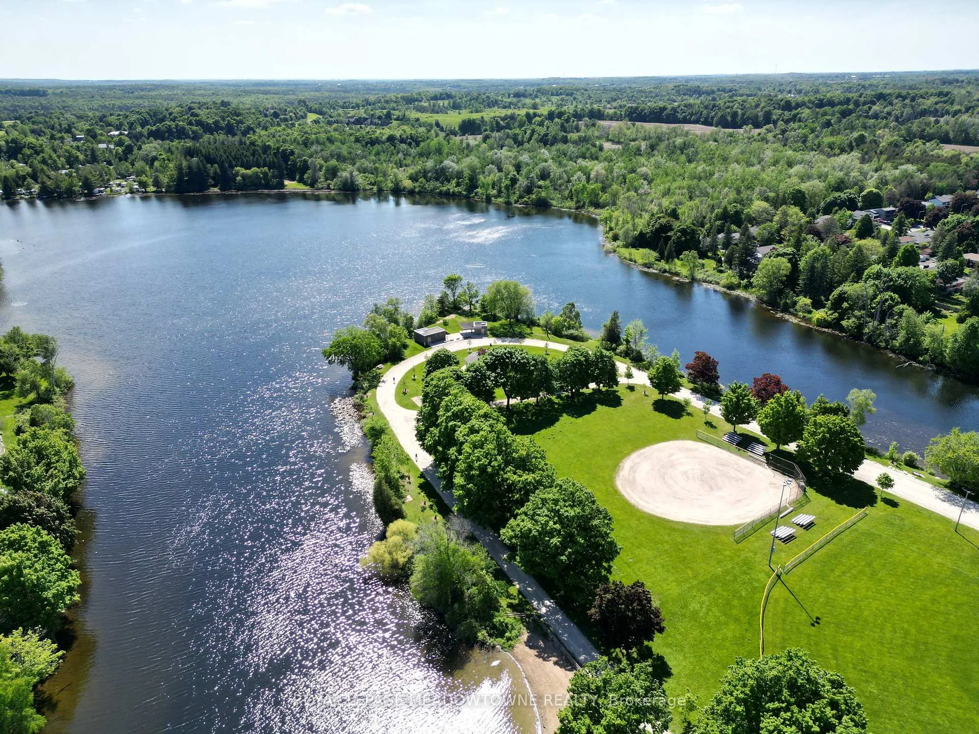 Photo 24 of 87 Lake Avenue, Halton Hills, Acton — HOMEH