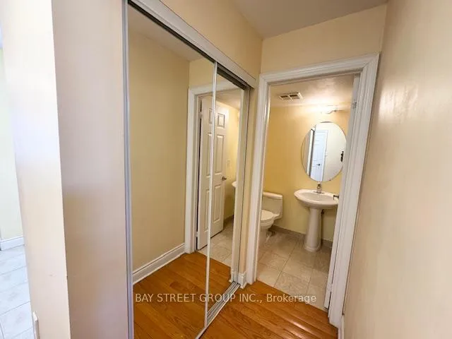Photo 12 of 156 Legends Way, Markham, Unionville — HOMEH