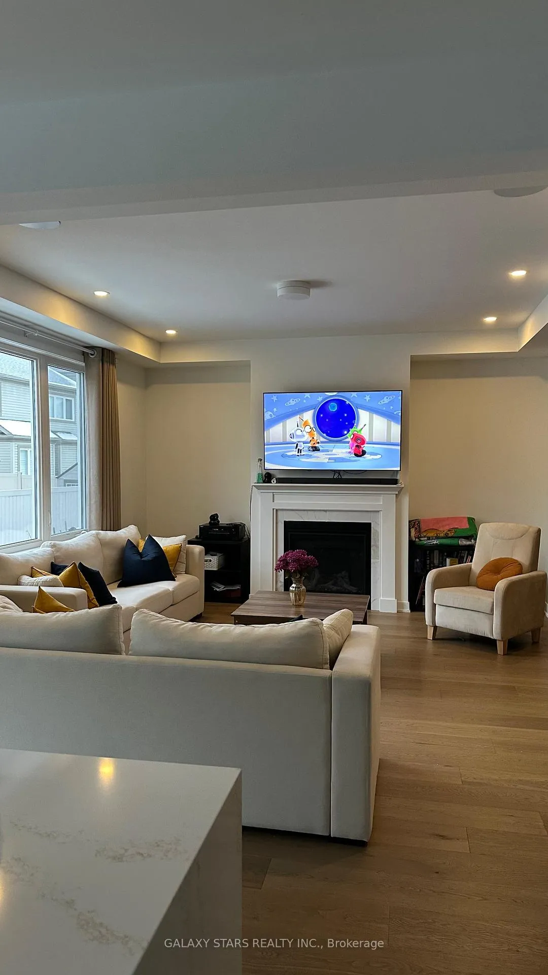 Photo 3 of 3482 Greenbank Road, Ottawa, Barrhaven - Half Moon Bay — HOMEH