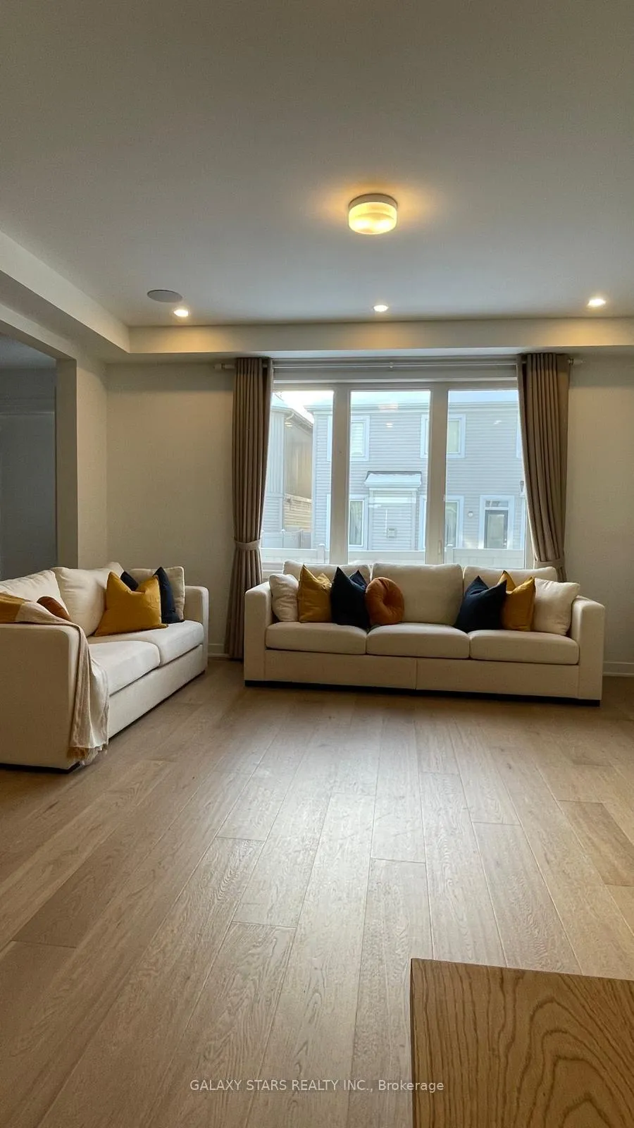 Photo 4 of 3482 Greenbank Road, Ottawa, Barrhaven - Half Moon Bay — HOMEH