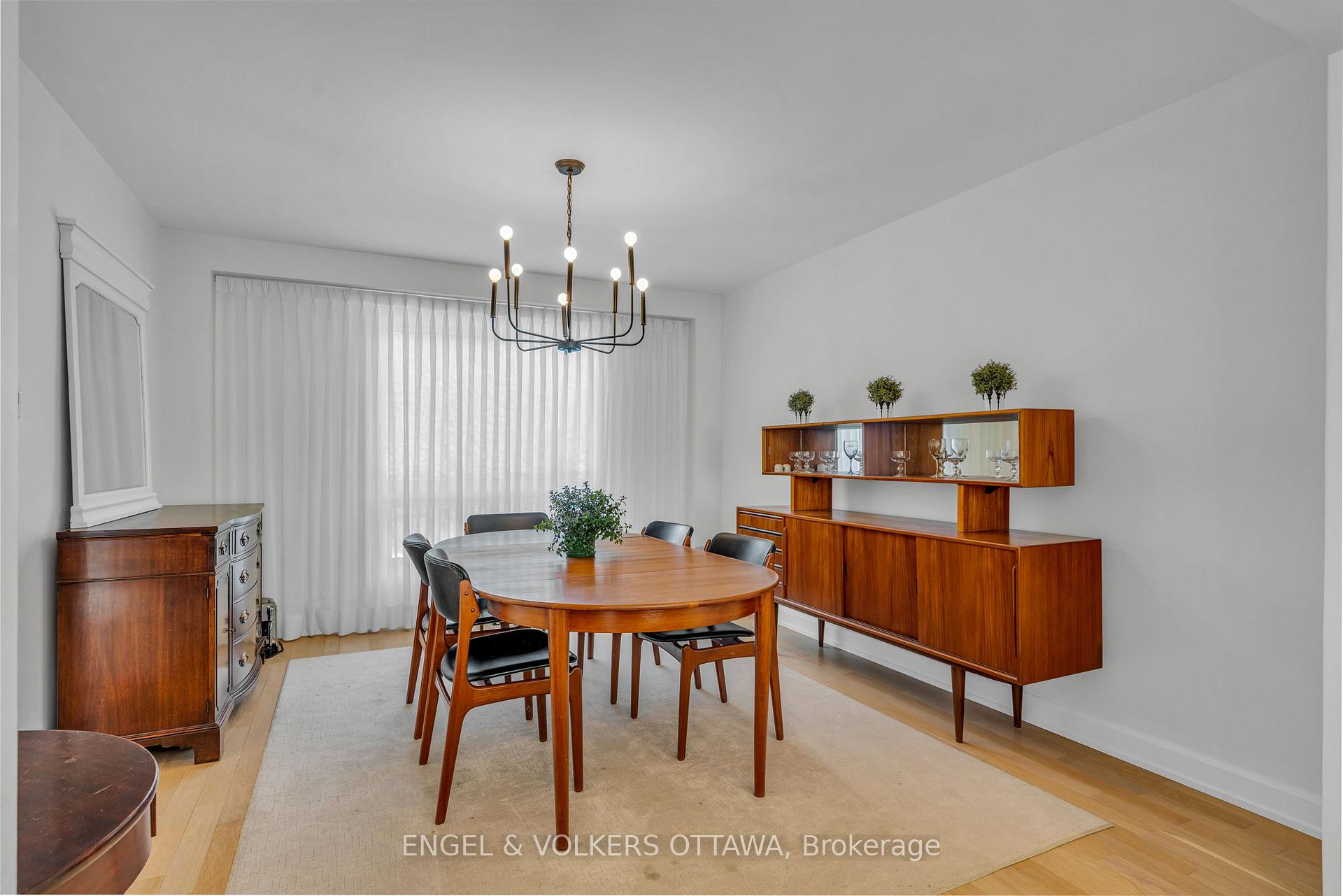 Photo 8 of 68 Fardon Way S, Ottawa, Hunt Club Park — HOMEH