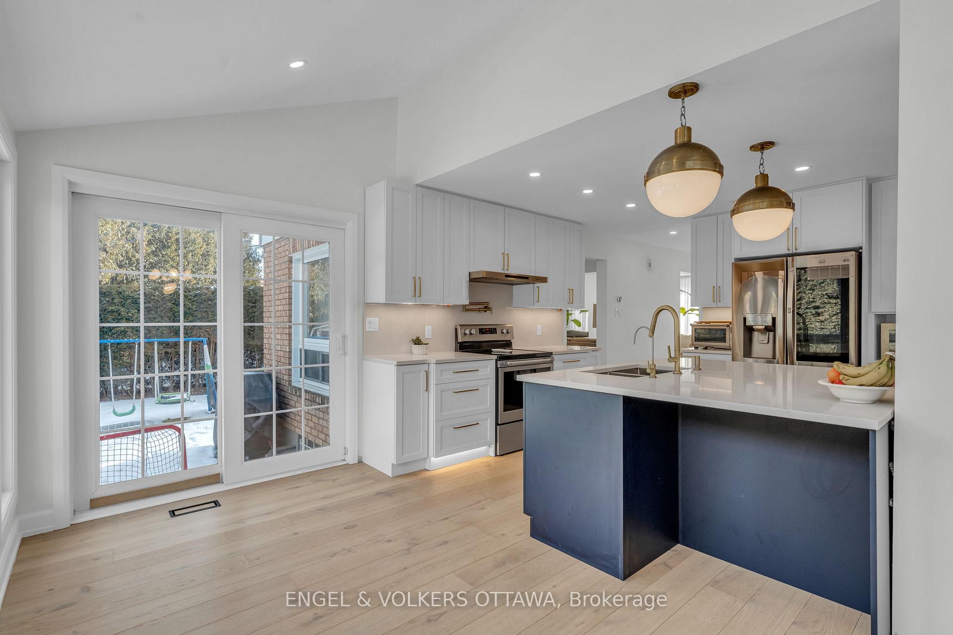 Photo 11 of 68 Fardon Way S, Ottawa, Hunt Club Park — HOMEH