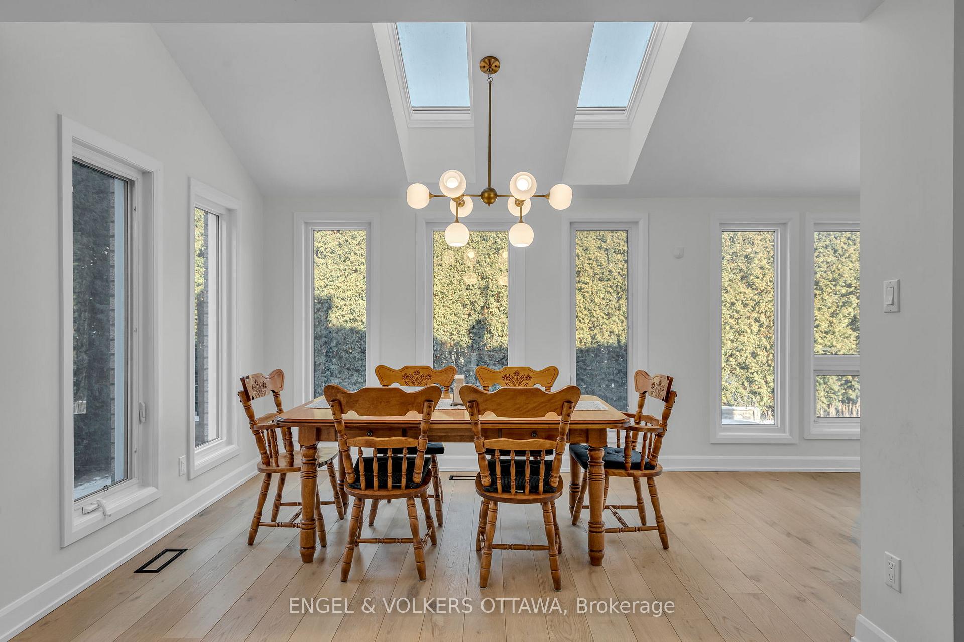 Photo 16 of 68 Fardon Way S, Ottawa, Hunt Club Park — HOMEH