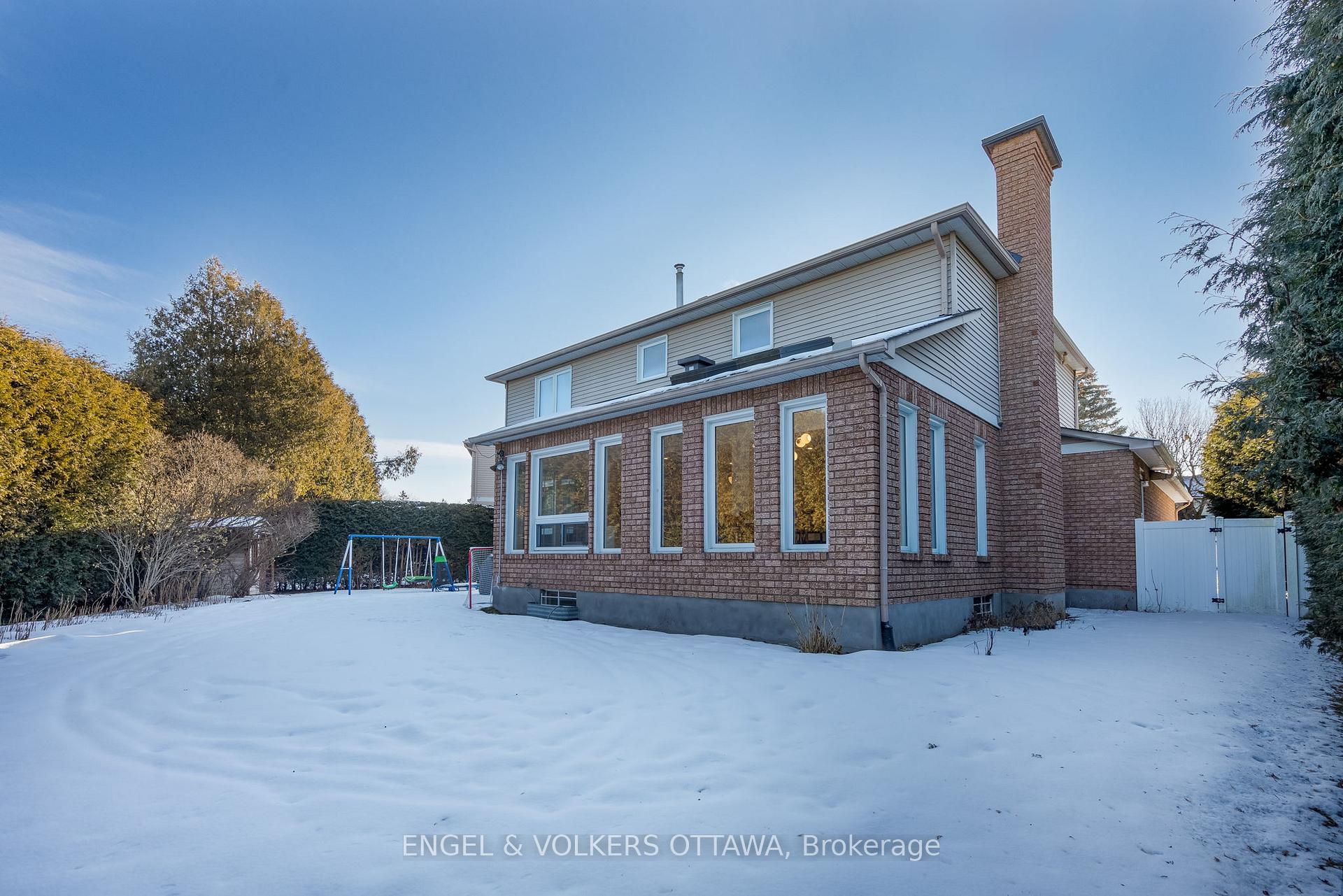 Photo 34 of 68 Fardon Way S, Ottawa, Hunt Club Park — HOMEH