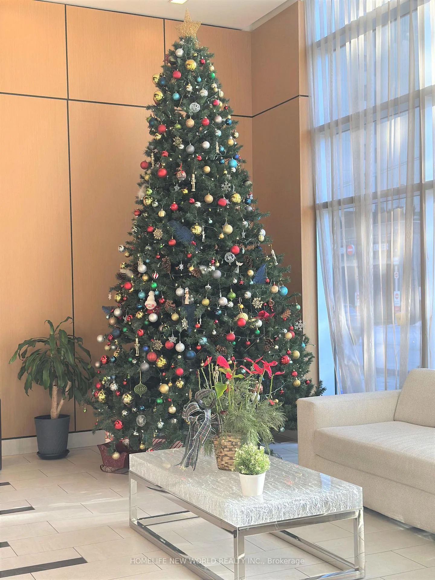 Photo 3 of Unit 1211, 58 Orchard View Boulevard, Toronto, Yonge-Eglinton — HOMEH