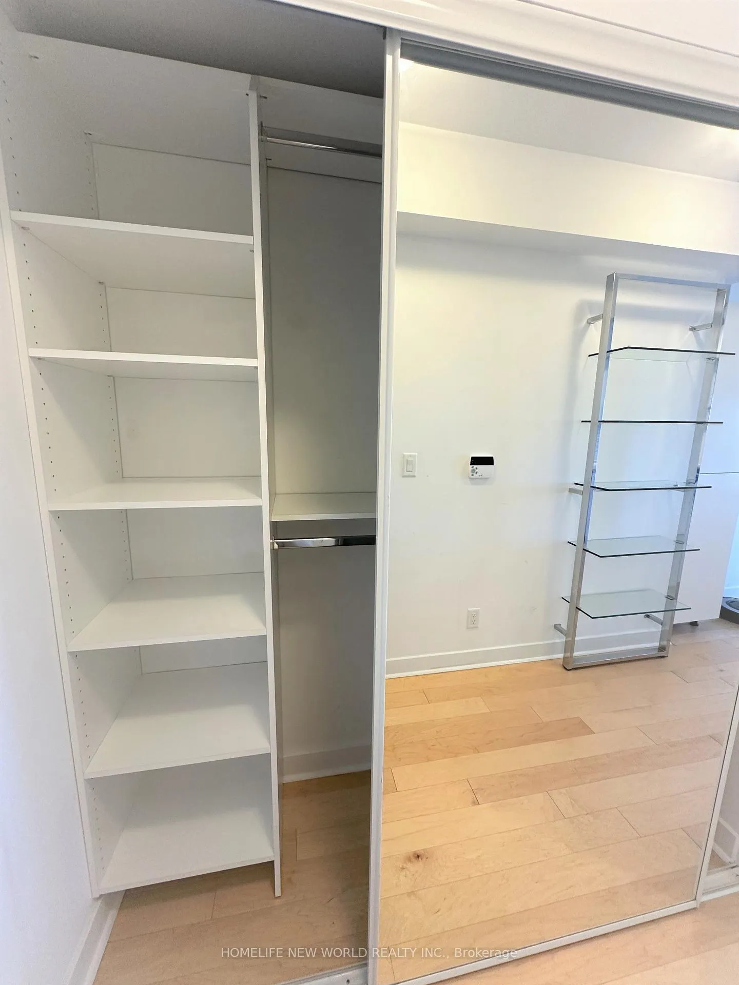 Photo 6 of Unit 1211, 58 Orchard View Boulevard, Toronto, Yonge-Eglinton — HOMEH