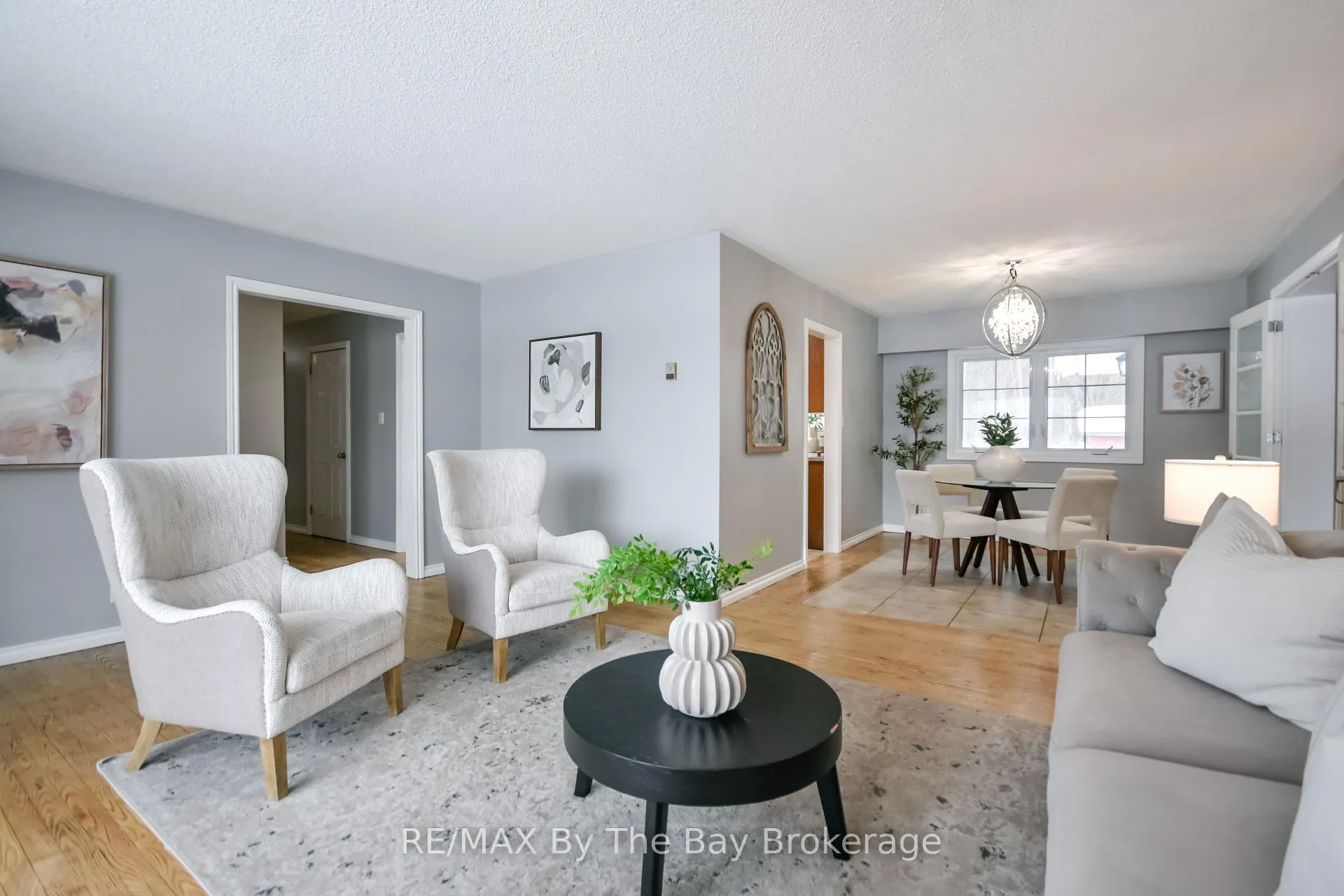 Photo 6 of 111 Balm Beach Road E, Tiny, Rural Tiny — HOMEH