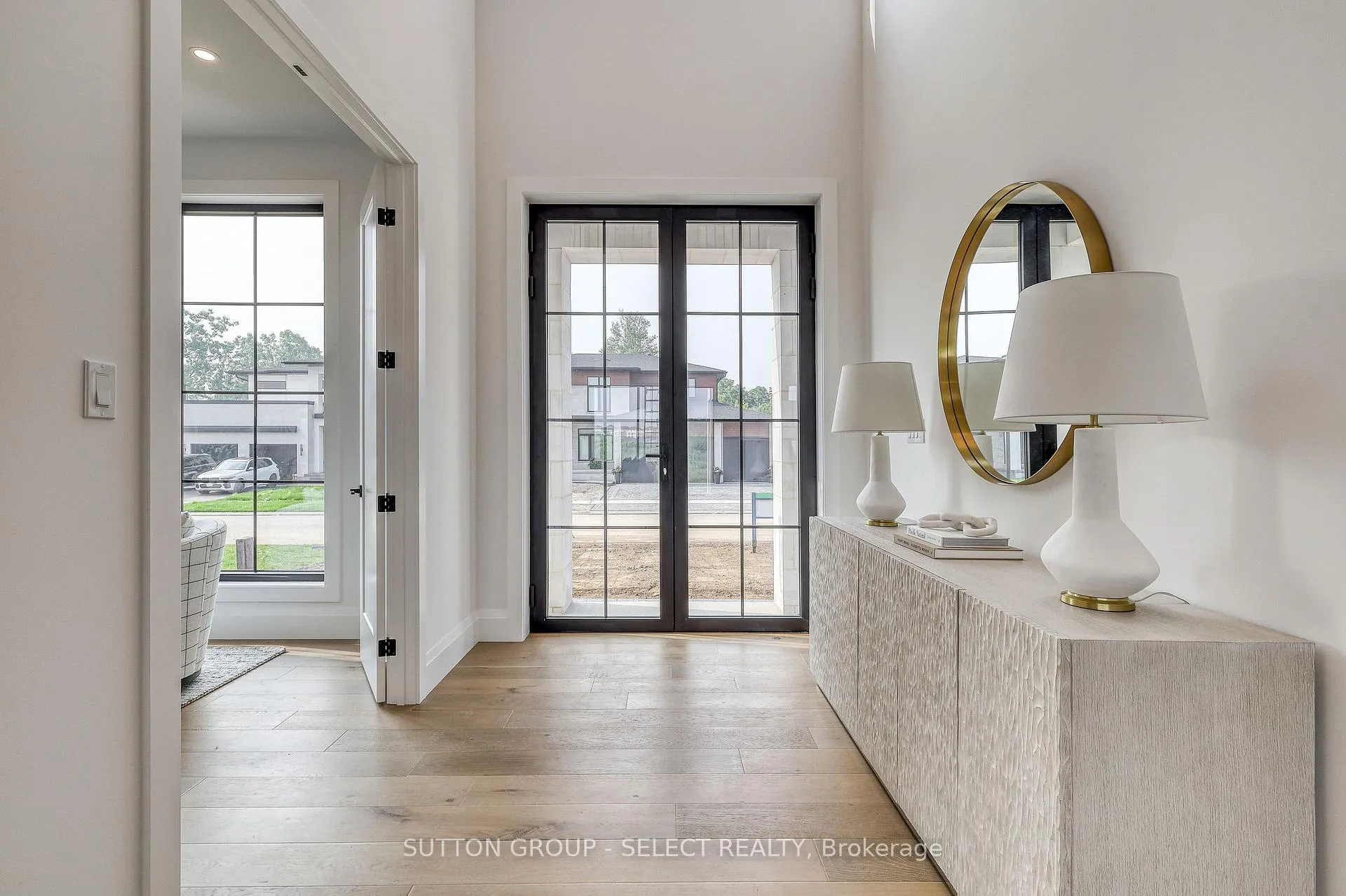 Photo 2 of 169 Edgewater Boulevard, Middlesex Centre, Kilworth — HOMEH
