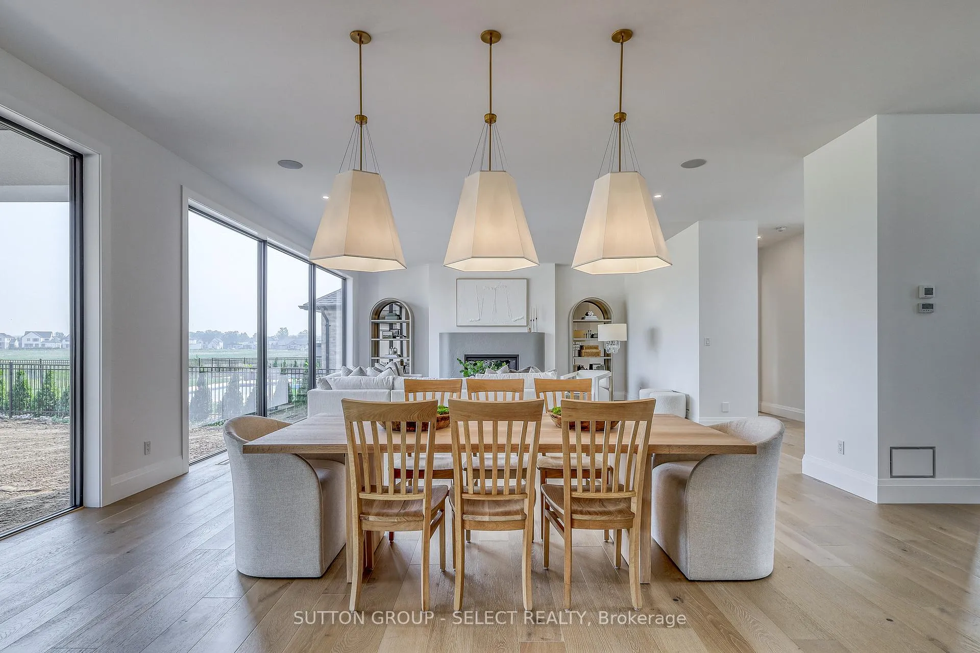 Photo 13 of 169 Edgewater Boulevard, Middlesex Centre, Kilworth — HOMEH