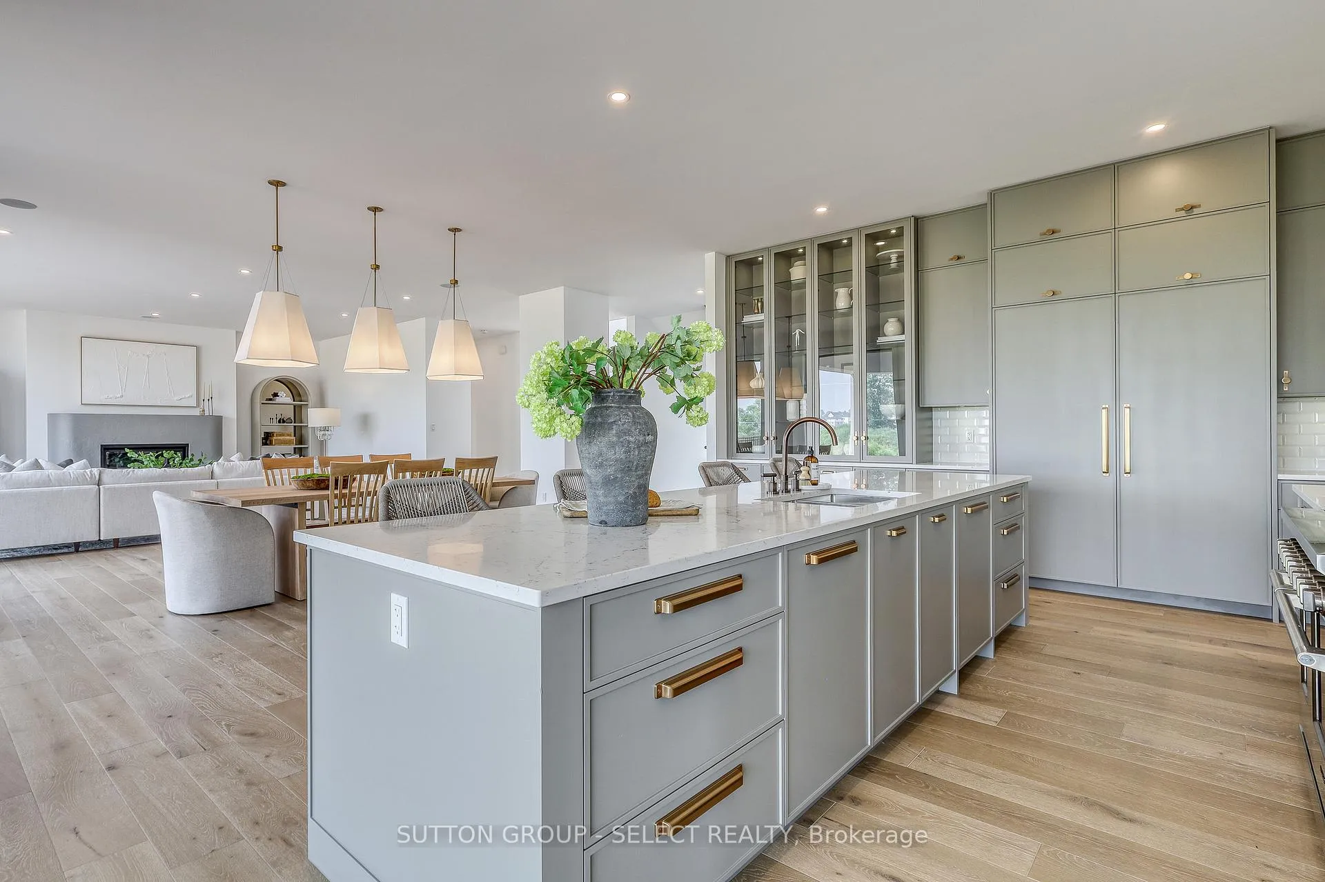 Photo 19 of 169 Edgewater Boulevard, Middlesex Centre, Kilworth — HOMEH