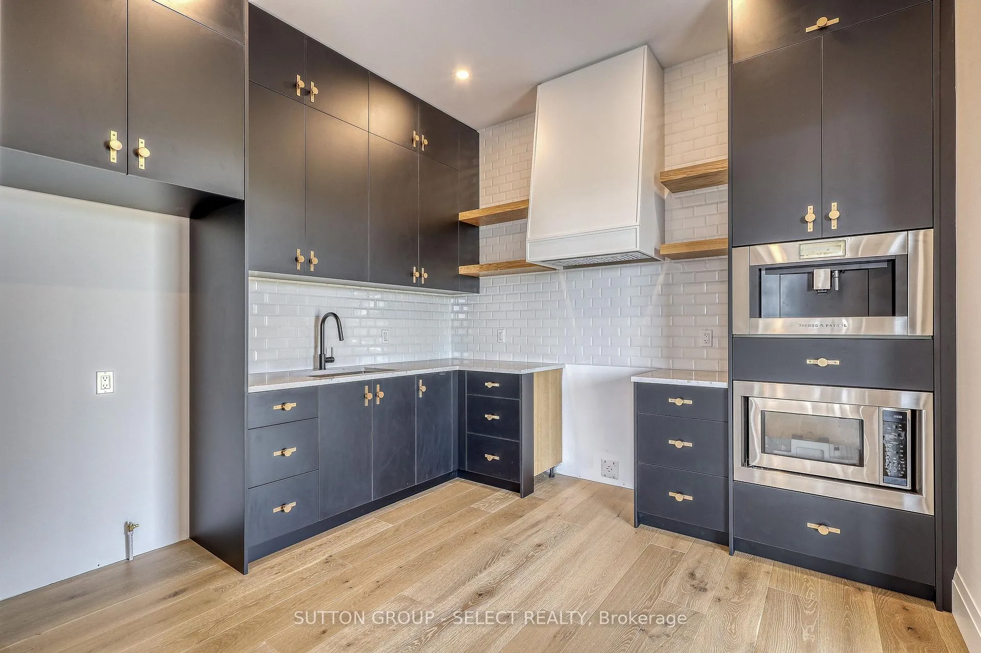 Photo 21 of 169 Edgewater Boulevard, Middlesex Centre, Kilworth — HOMEH