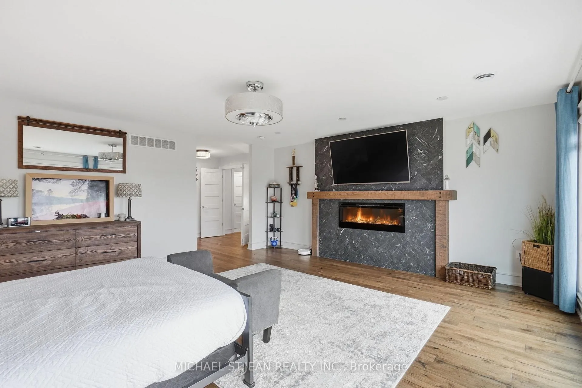 Photo 27 of 119 Willowbrook Drive, Welland, West Welland — HOMEH