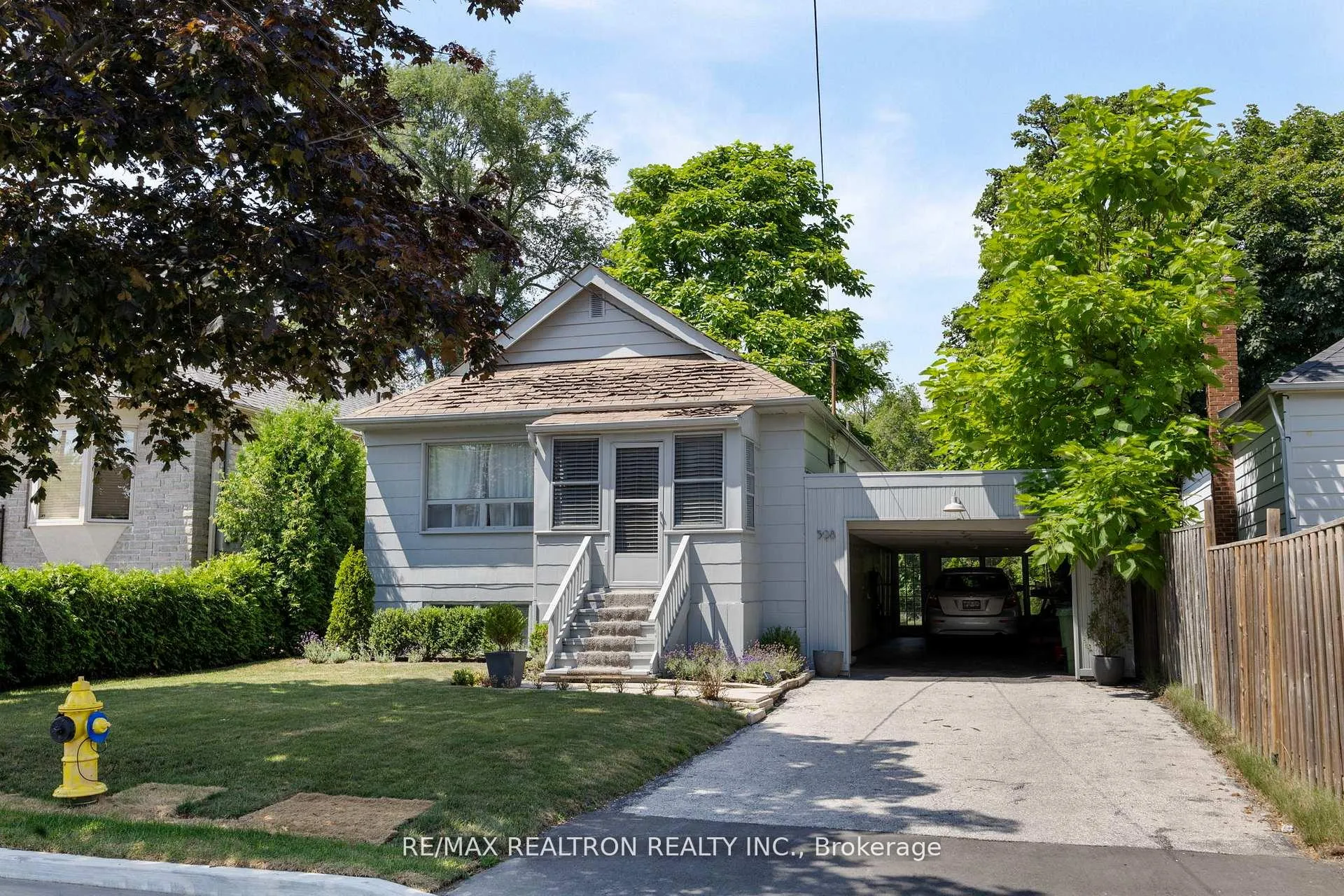 Front of 598 Coldstream Avenue