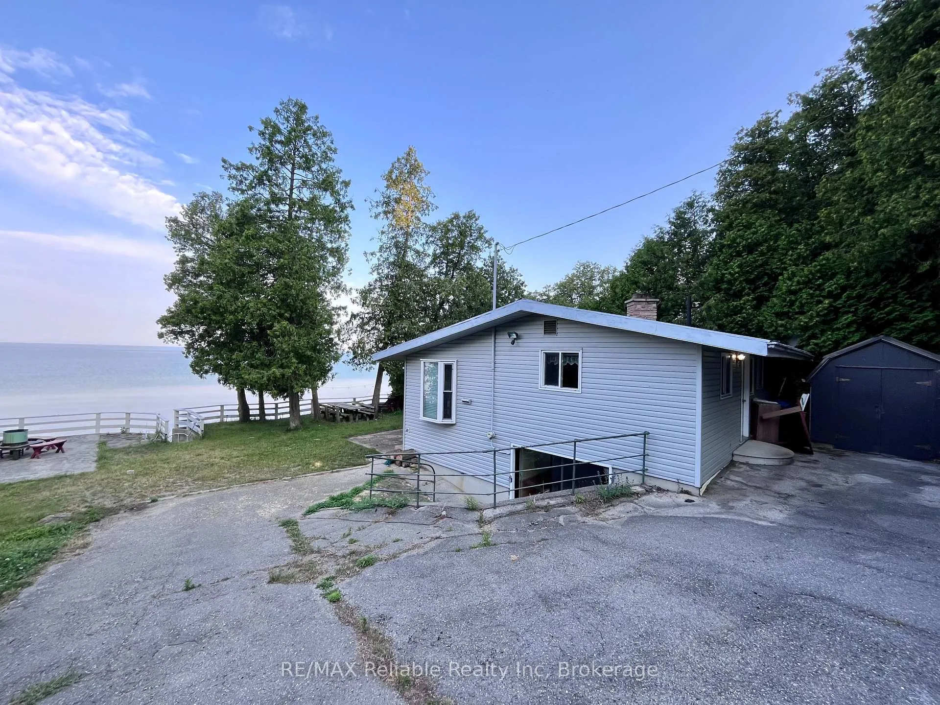 Photo 5 of 83405 Cedar Bank Drive, Ashfield-Colborne-Wawanosh, Ashfield — HOMEH