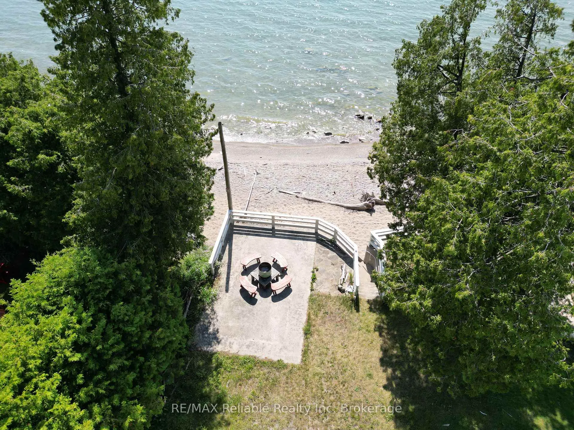 Photo 7 of 83405 Cedar Bank Drive, Ashfield-Colborne-Wawanosh, Ashfield — HOMEH