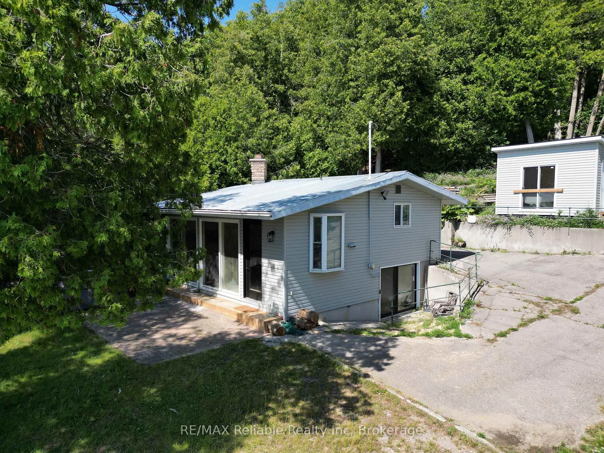 Photo 32 of 83405 Cedar Bank Drive, Ashfield-Colborne-Wawanosh, Ashfield — HOMEH