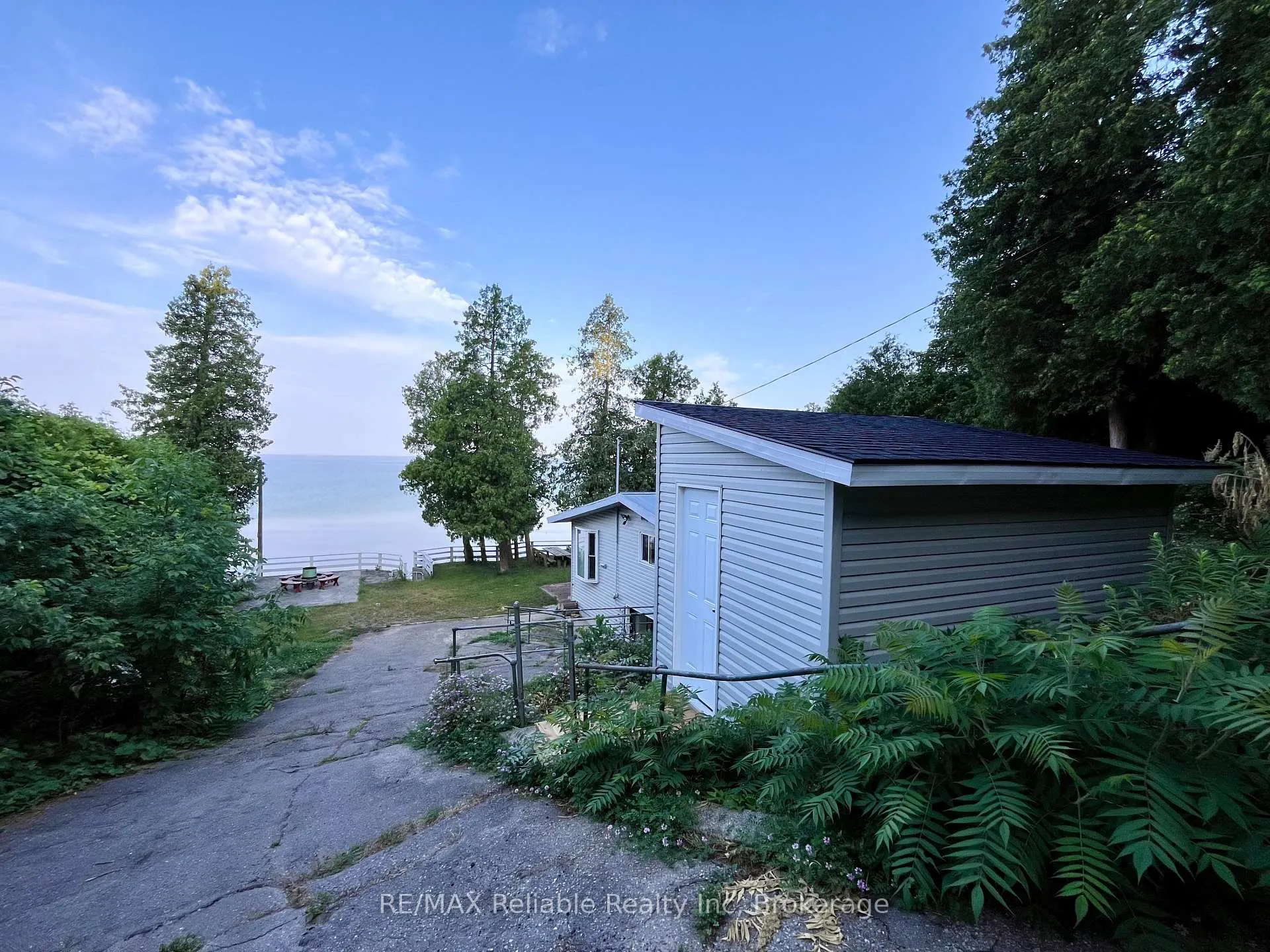 Photo 33 of 83405 Cedar Bank Drive, Ashfield-Colborne-Wawanosh, Ashfield — HOMEH