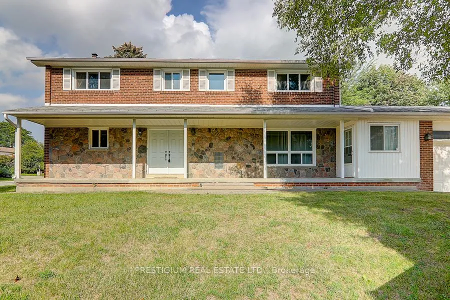 Photo 2 of 57 Laureleaf Road, Markham, Bayview Glen — HOMEH
