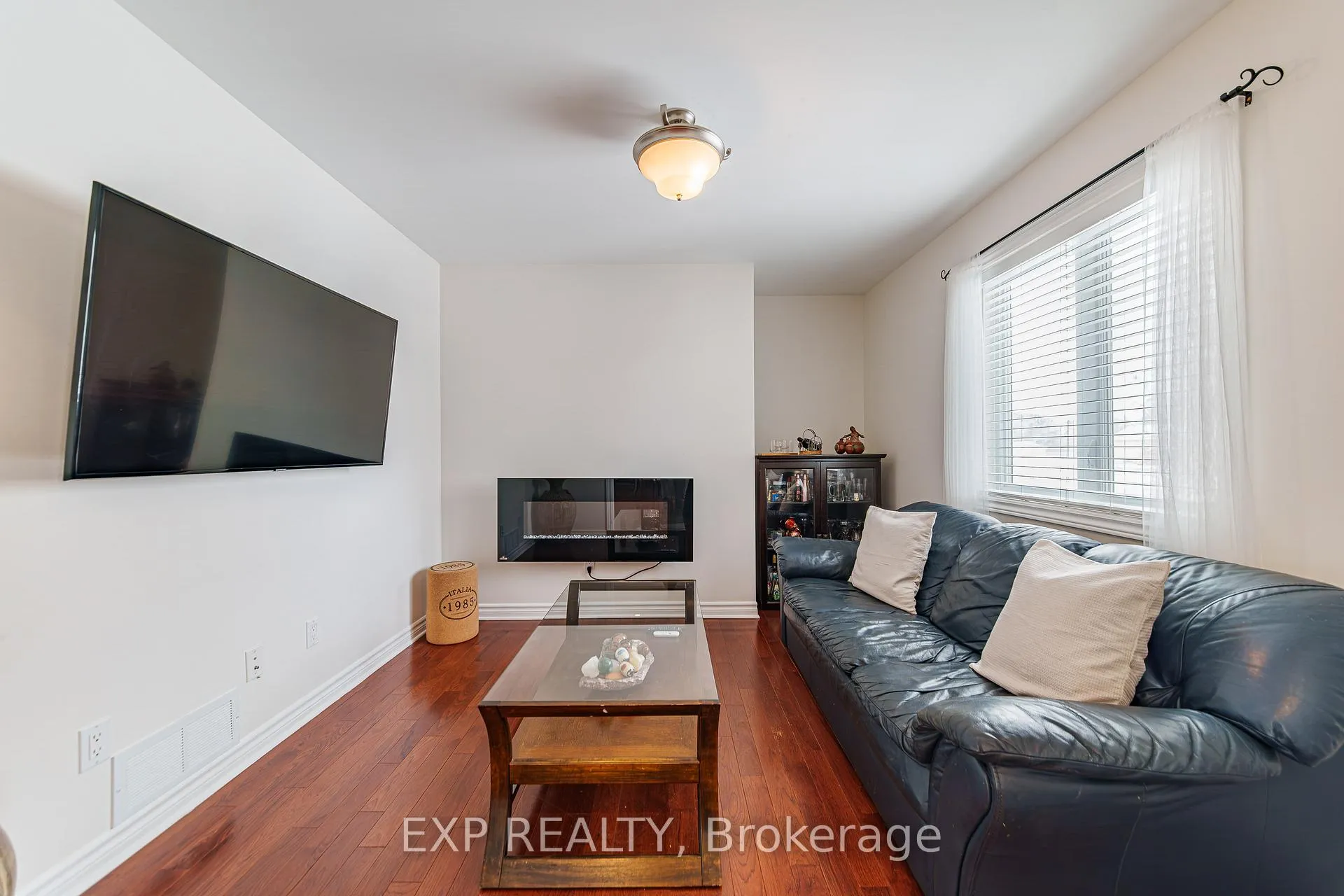 Photo 7 of 1899 Farisita Drive, Ottawa, Vars Village — HOMEH