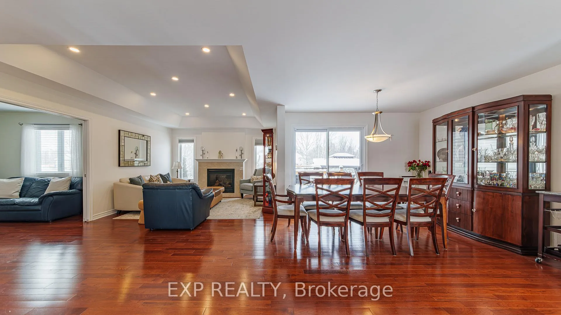 Photo 8 of 1899 Farisita Drive, Ottawa, Vars Village — HOMEH