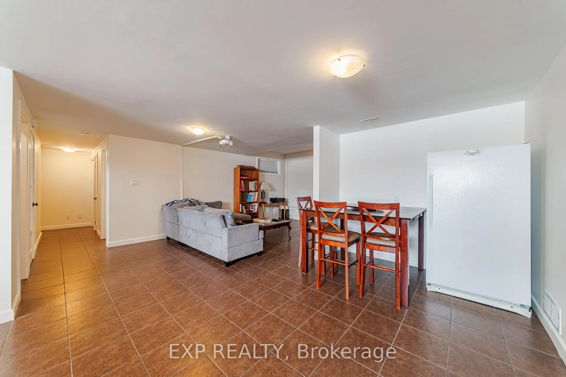 Photo 23 of 1899 Farisita Drive, Ottawa, Vars Village — HOMEH