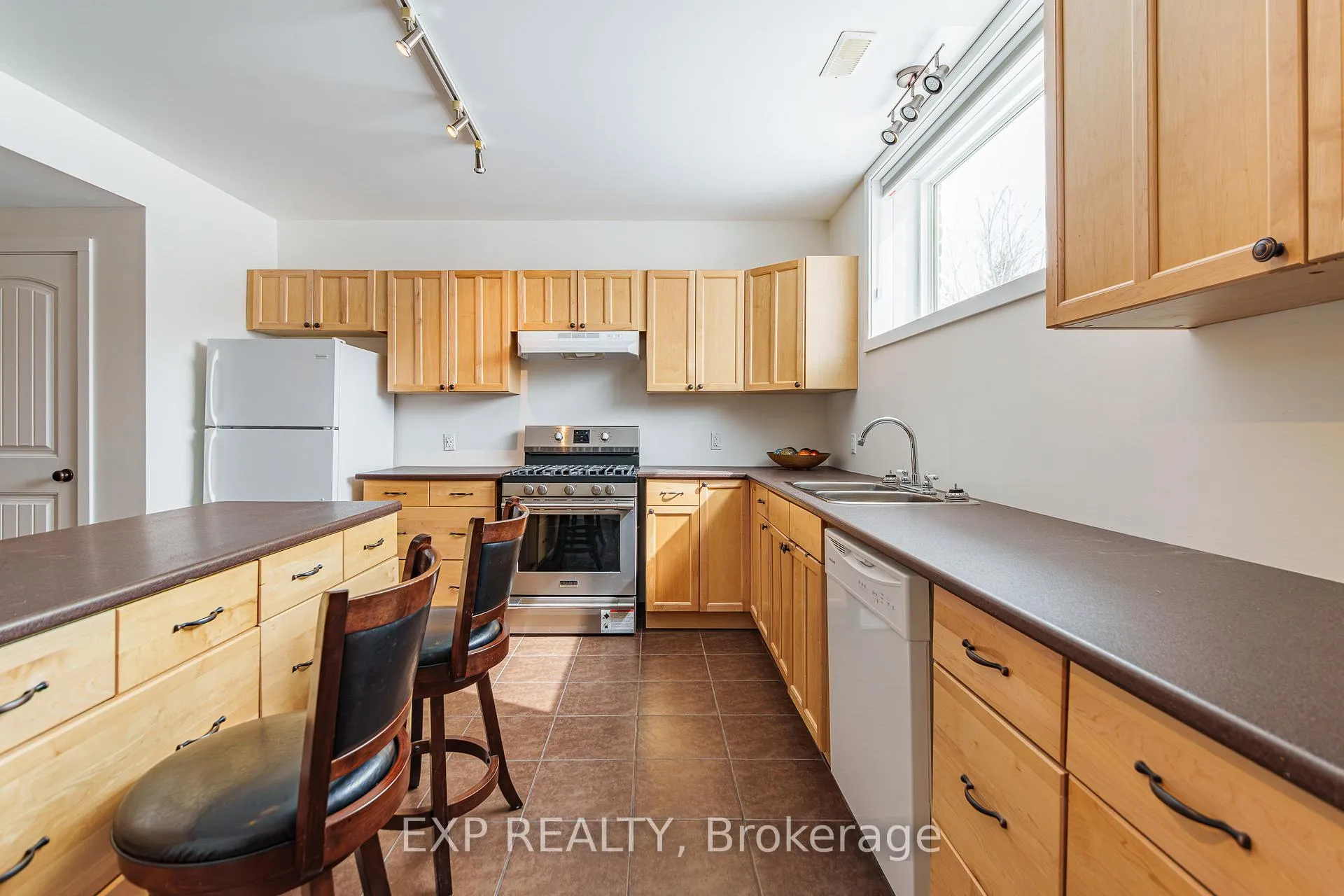 Photo 27 of 1899 Farisita Drive, Ottawa, Vars Village — HOMEH