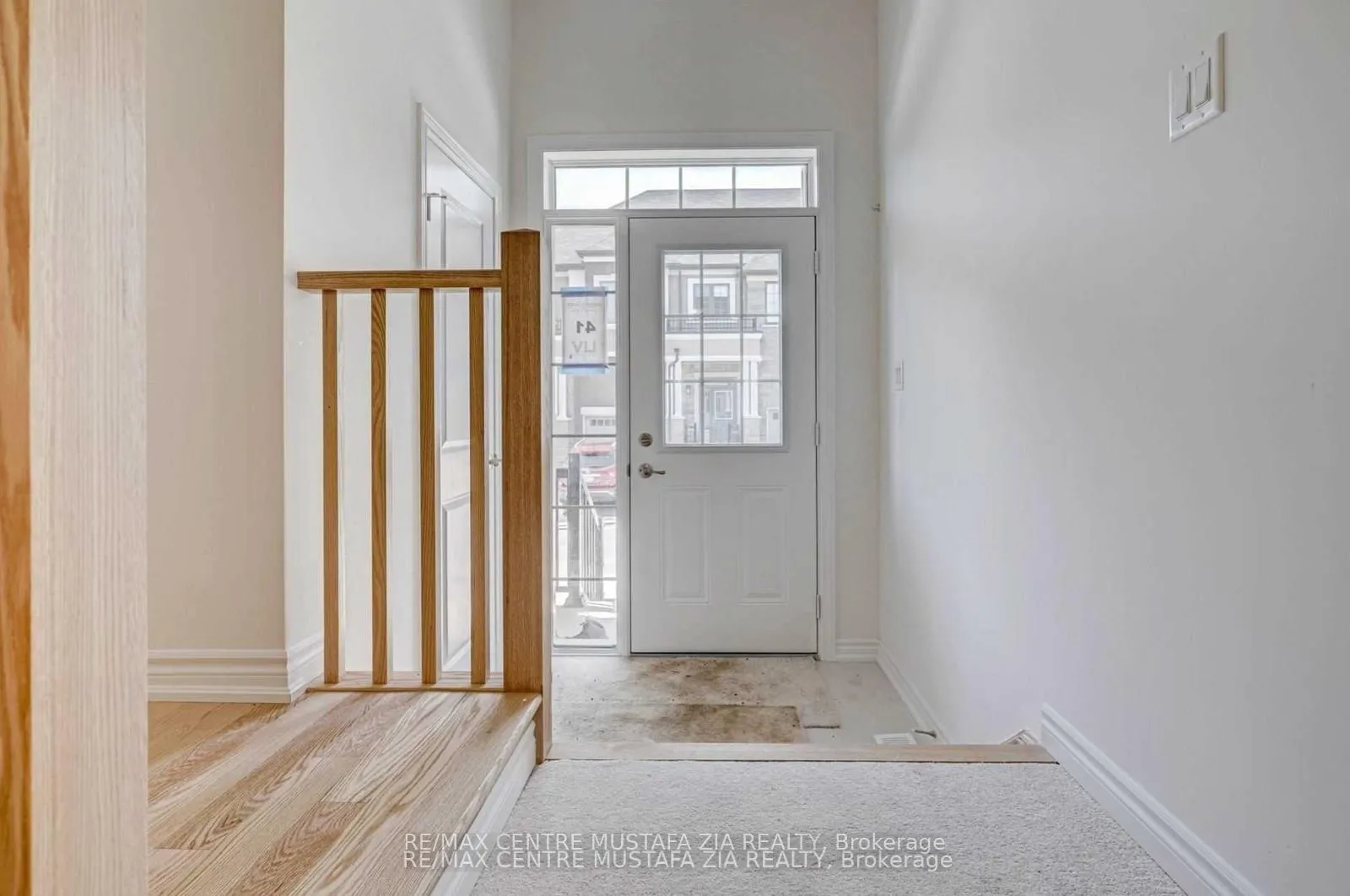 Photo 3 of Unit 41, 515 Garner Road W, Hamilton, Ancaster — HOMEH