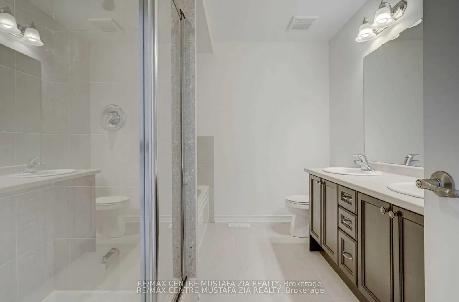Photo 11 of Unit 41, 515 Garner Road W, Hamilton, Ancaster — HOMEH