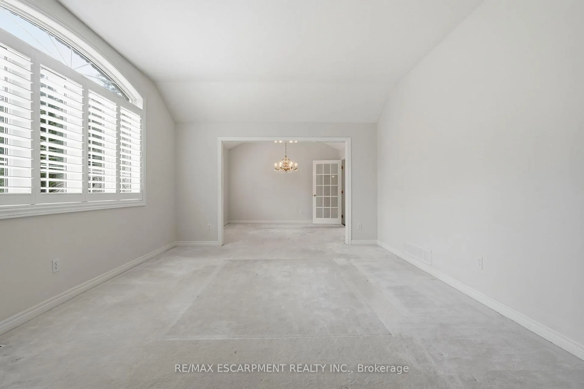 Photo 6 of 65 Jerseyville Road E, Hamilton, Ancaster — HOMEH