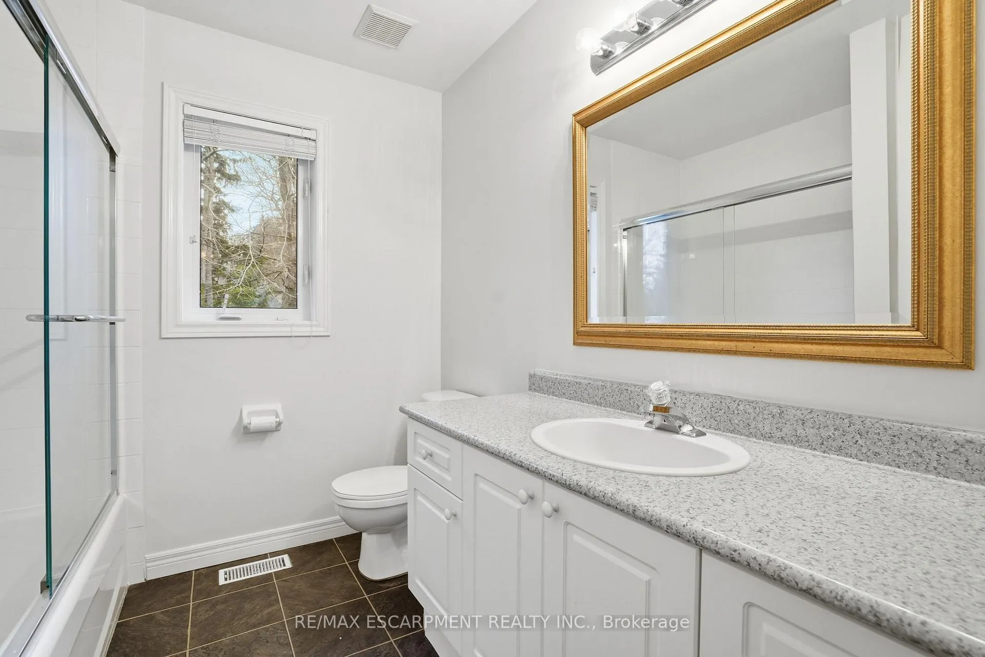 Photo 26 of 65 Jerseyville Road E, Hamilton, Ancaster — HOMEH