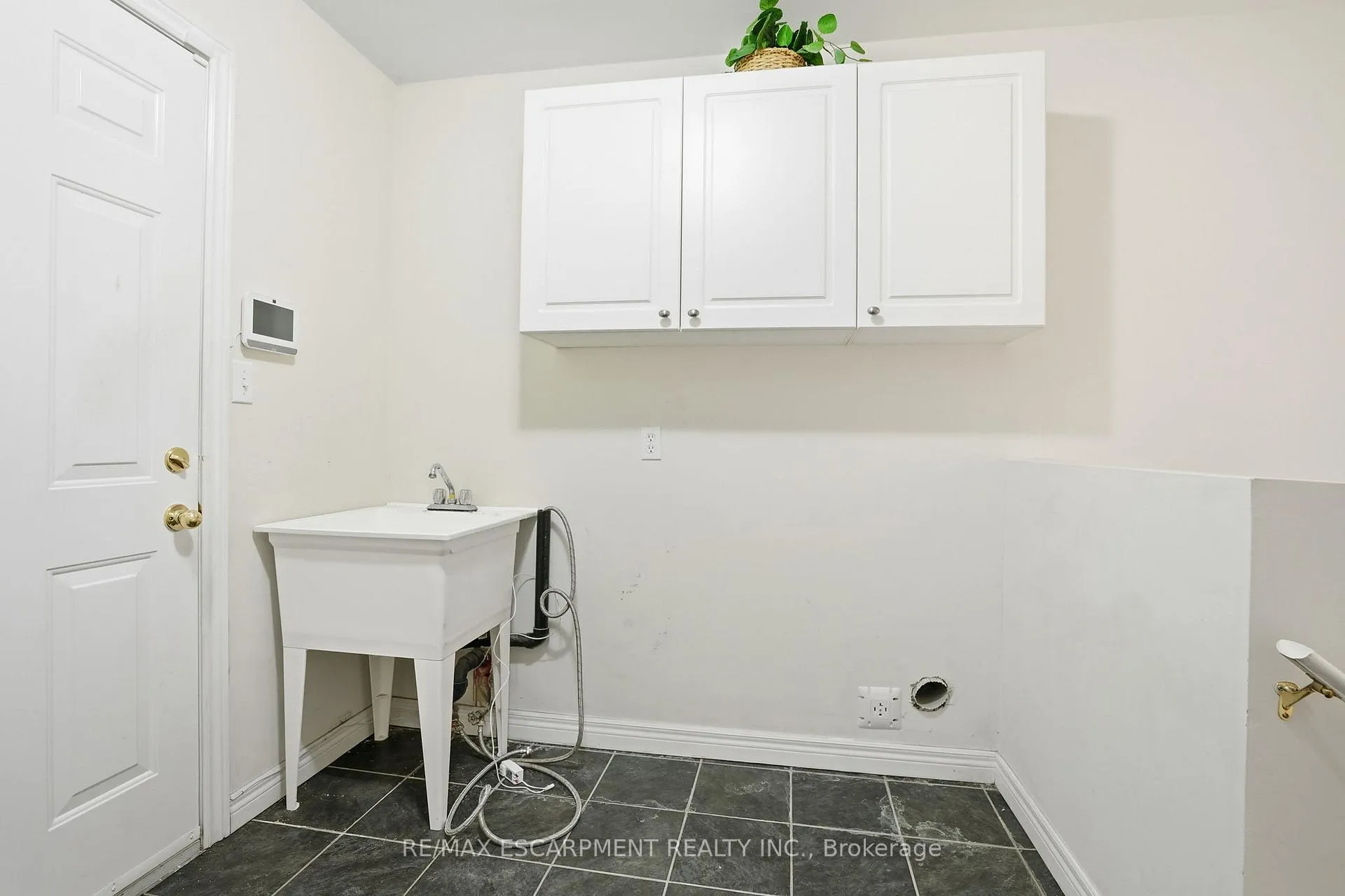 Photo 28 of 65 Jerseyville Road E, Hamilton, Ancaster — HOMEH