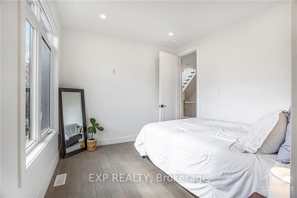 Photo 18 of 43 Rossland Avenue, Ottawa, Meadowlands/St. Claire Gardens — HOMEH