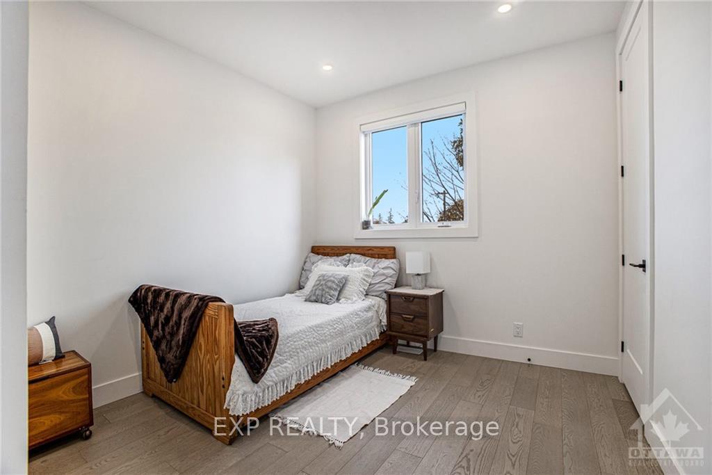 Photo 20 of 43 Rossland Avenue, Ottawa, Meadowlands/St. Claire Gardens — HOMEH