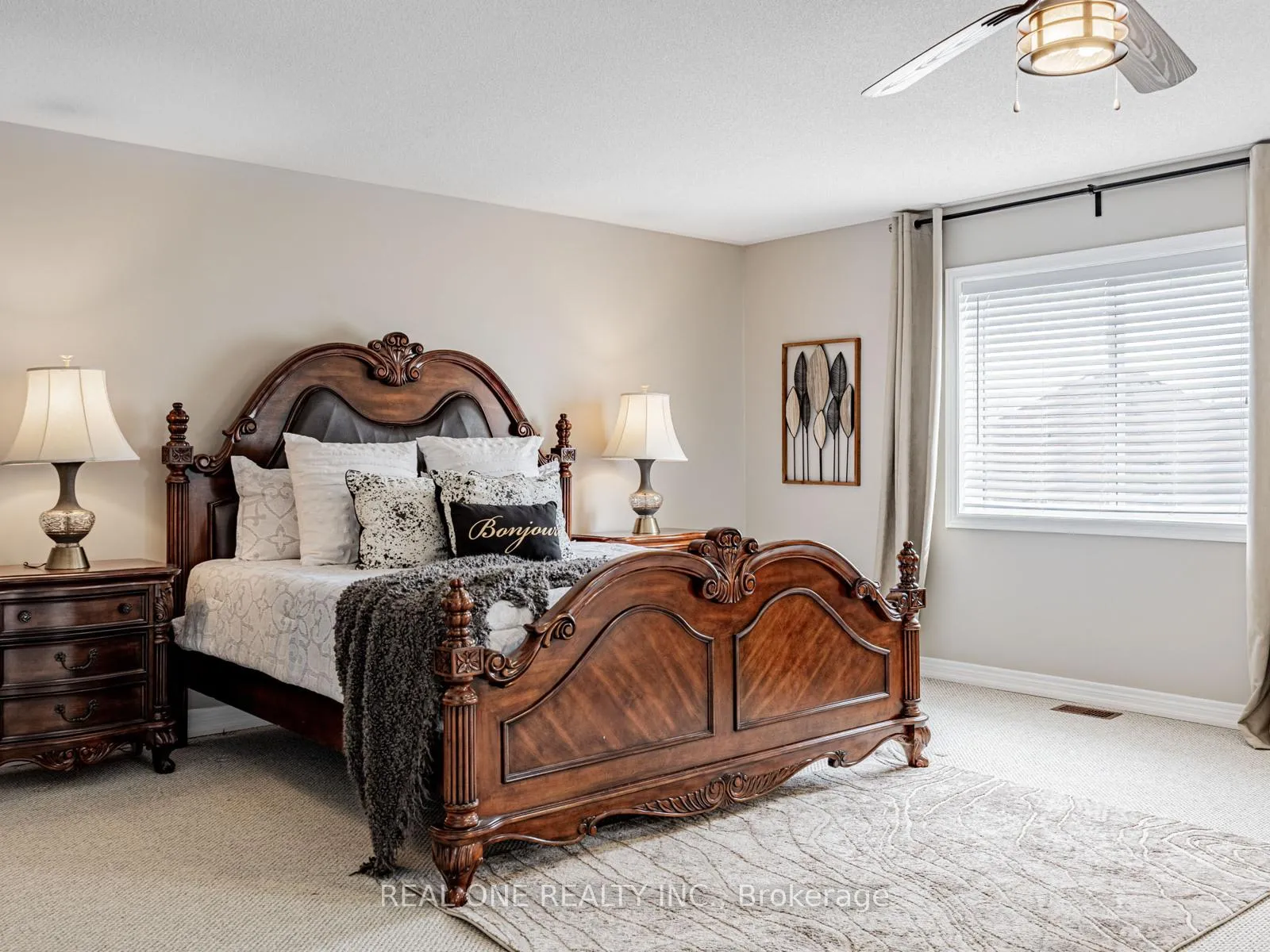 Photo 21 of 51 Hanson Crescent, Whitby, Brooklin — HOMEH