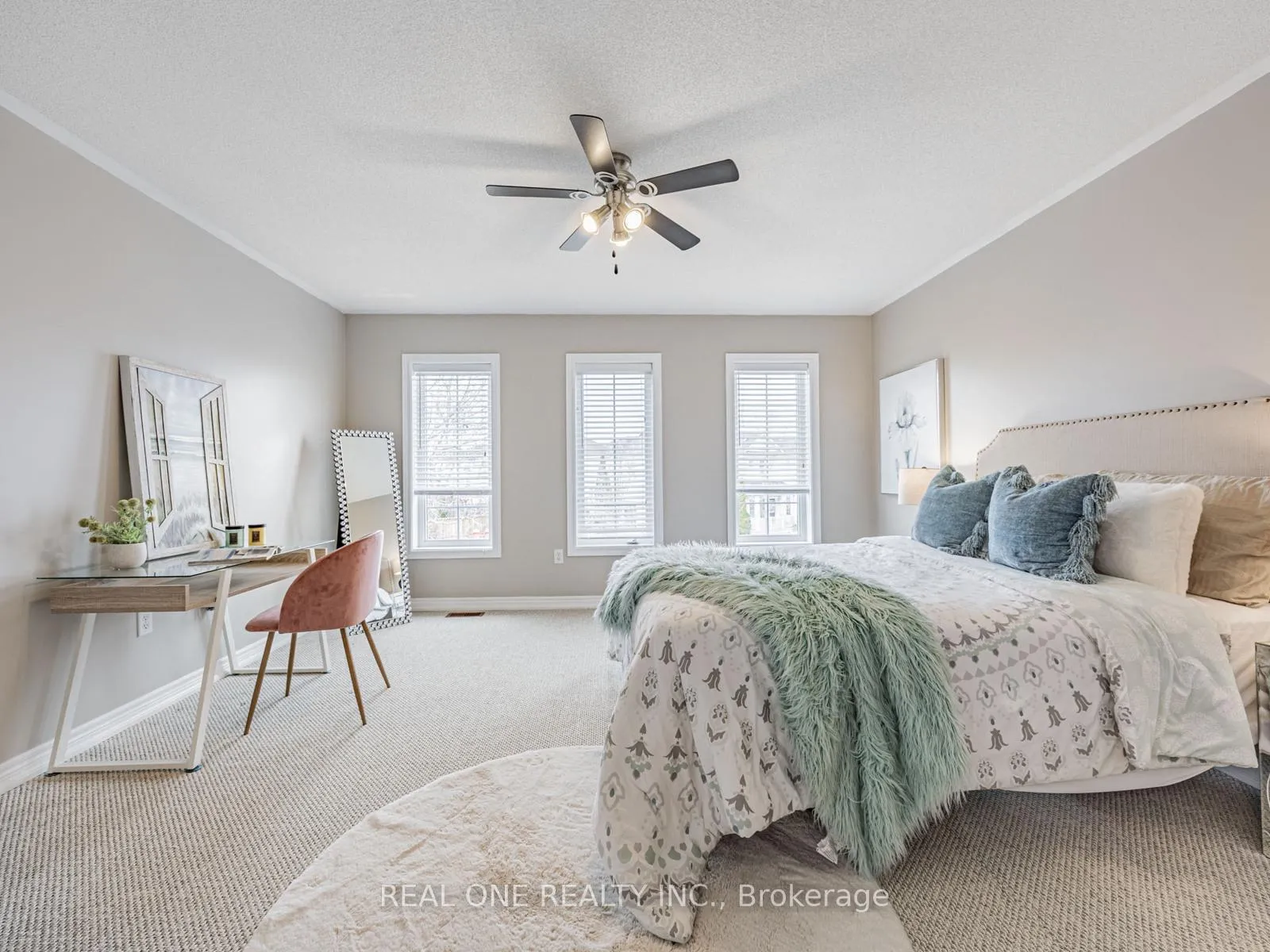 Photo 34 of 51 Hanson Crescent, Whitby, Brooklin — HOMEH