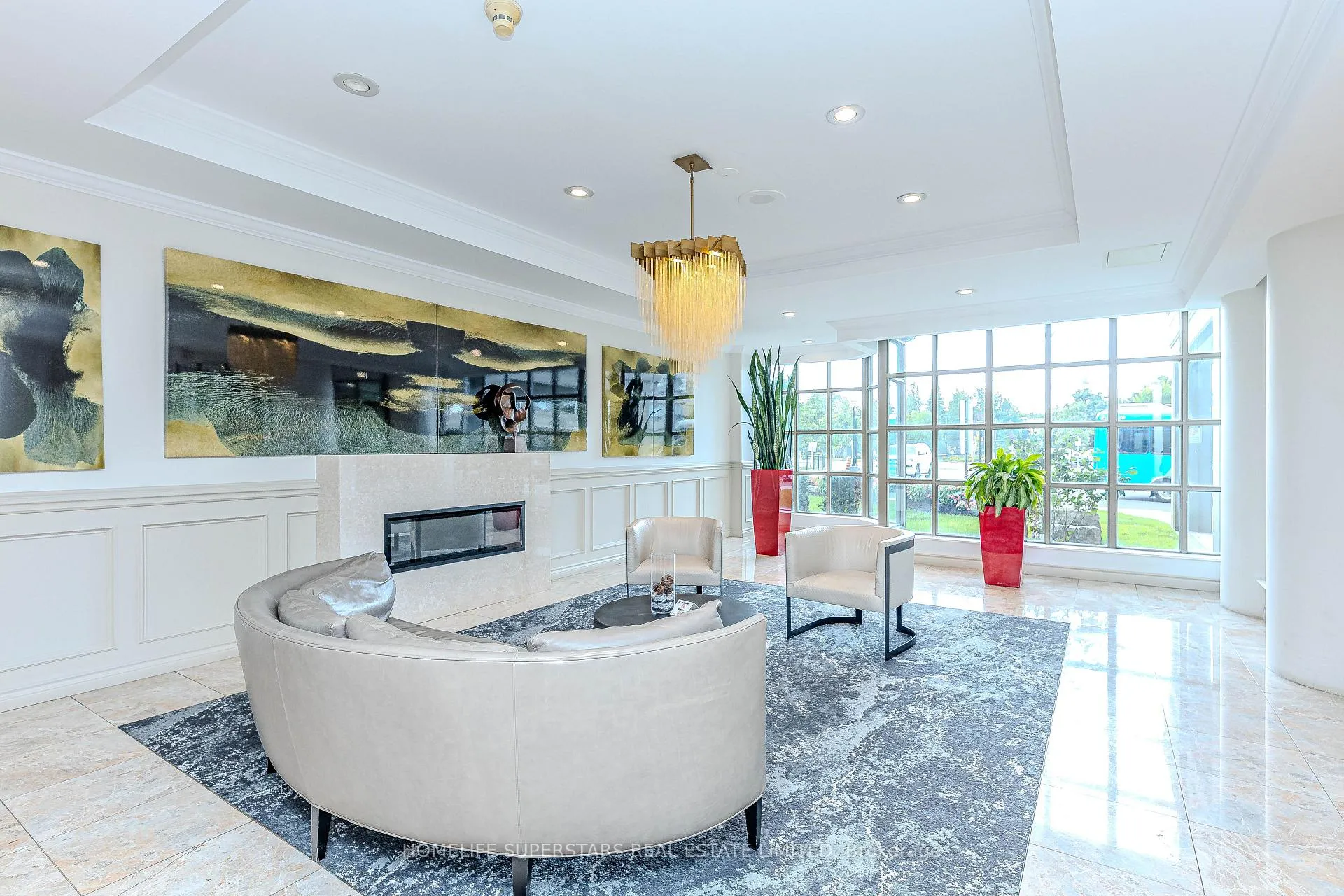Photo 2 of Unit 1005, 7 Townsgate Drive, Vaughan, Crestwood-Springfarm-Yorkhill — HOMEH