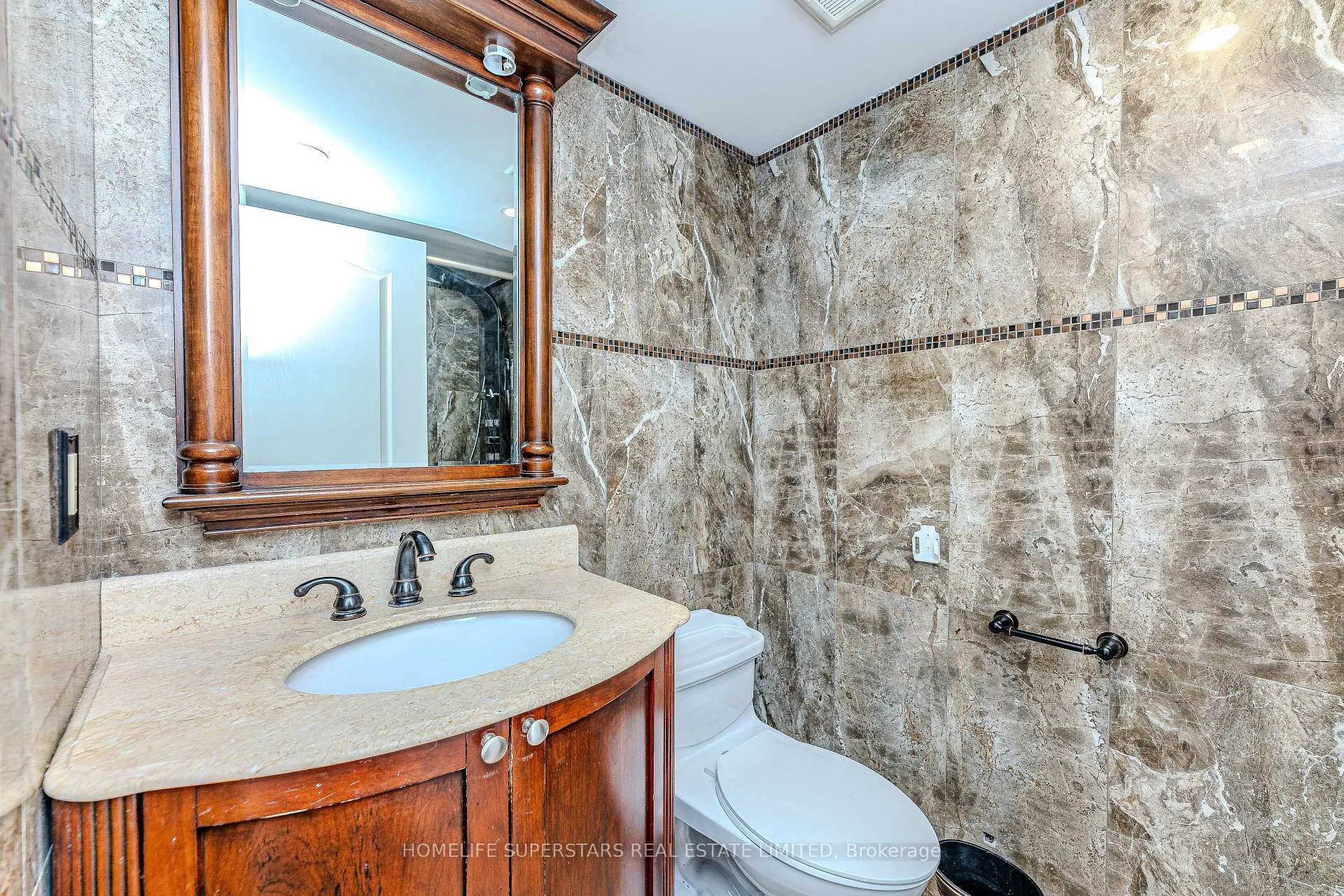 Photo 14 of Unit 1005, 7 Townsgate Drive, Vaughan, Crestwood-Springfarm-Yorkhill — HOMEH