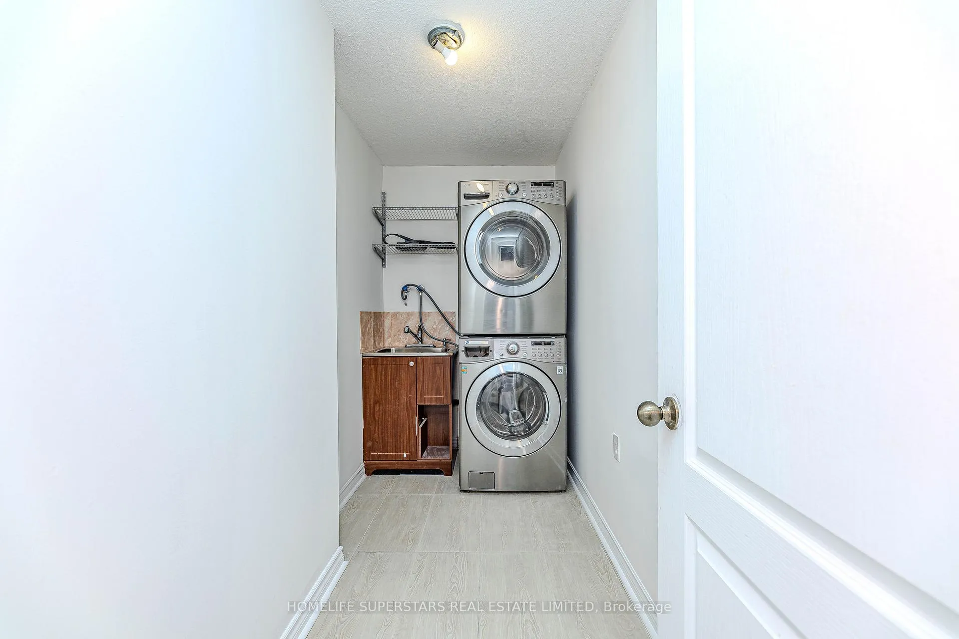 Photo 20 of Unit 1005, 7 Townsgate Drive, Vaughan, Crestwood-Springfarm-Yorkhill — HOMEH