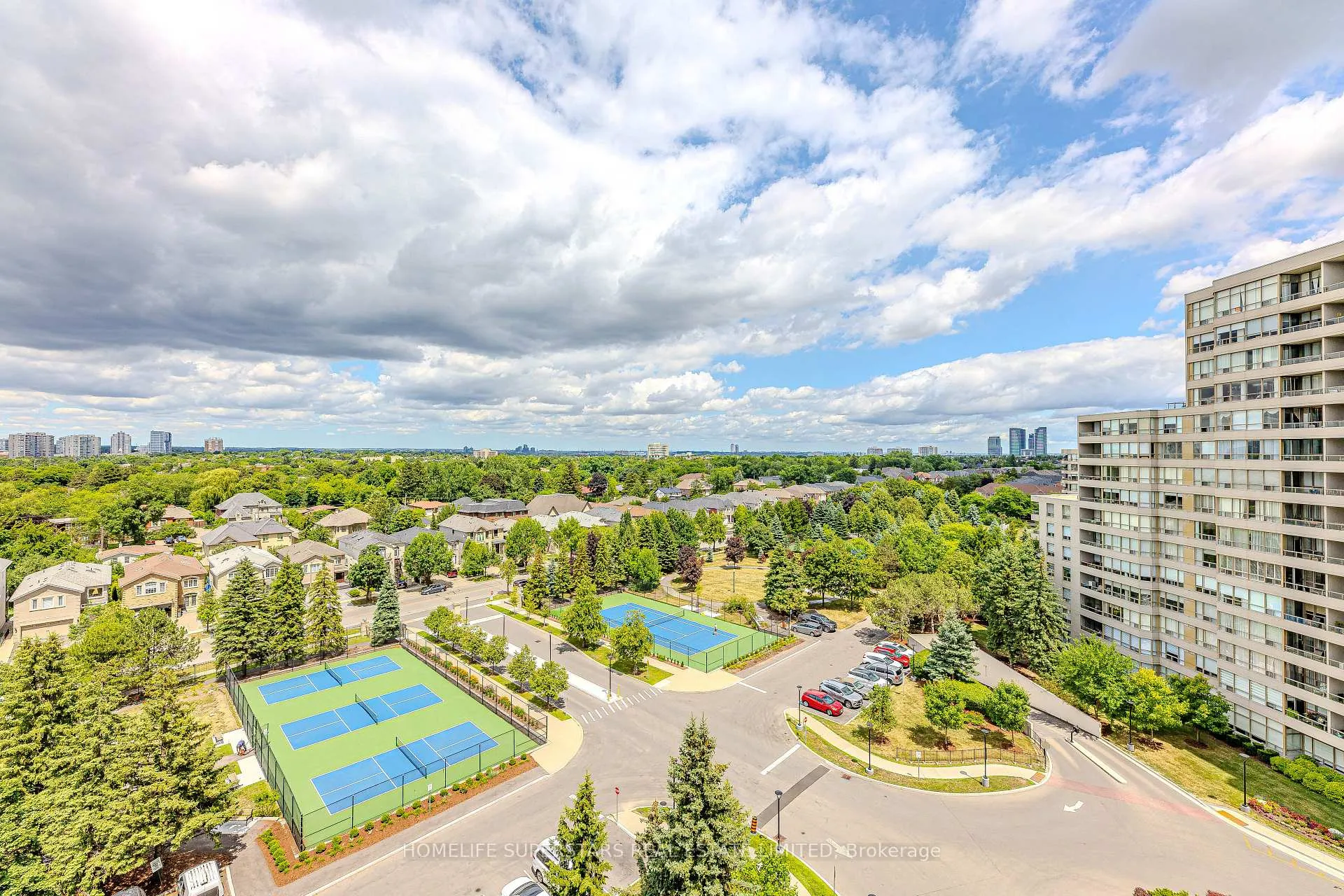 Photo 24 of Unit 1005, 7 Townsgate Drive, Vaughan, Crestwood-Springfarm-Yorkhill — HOMEH