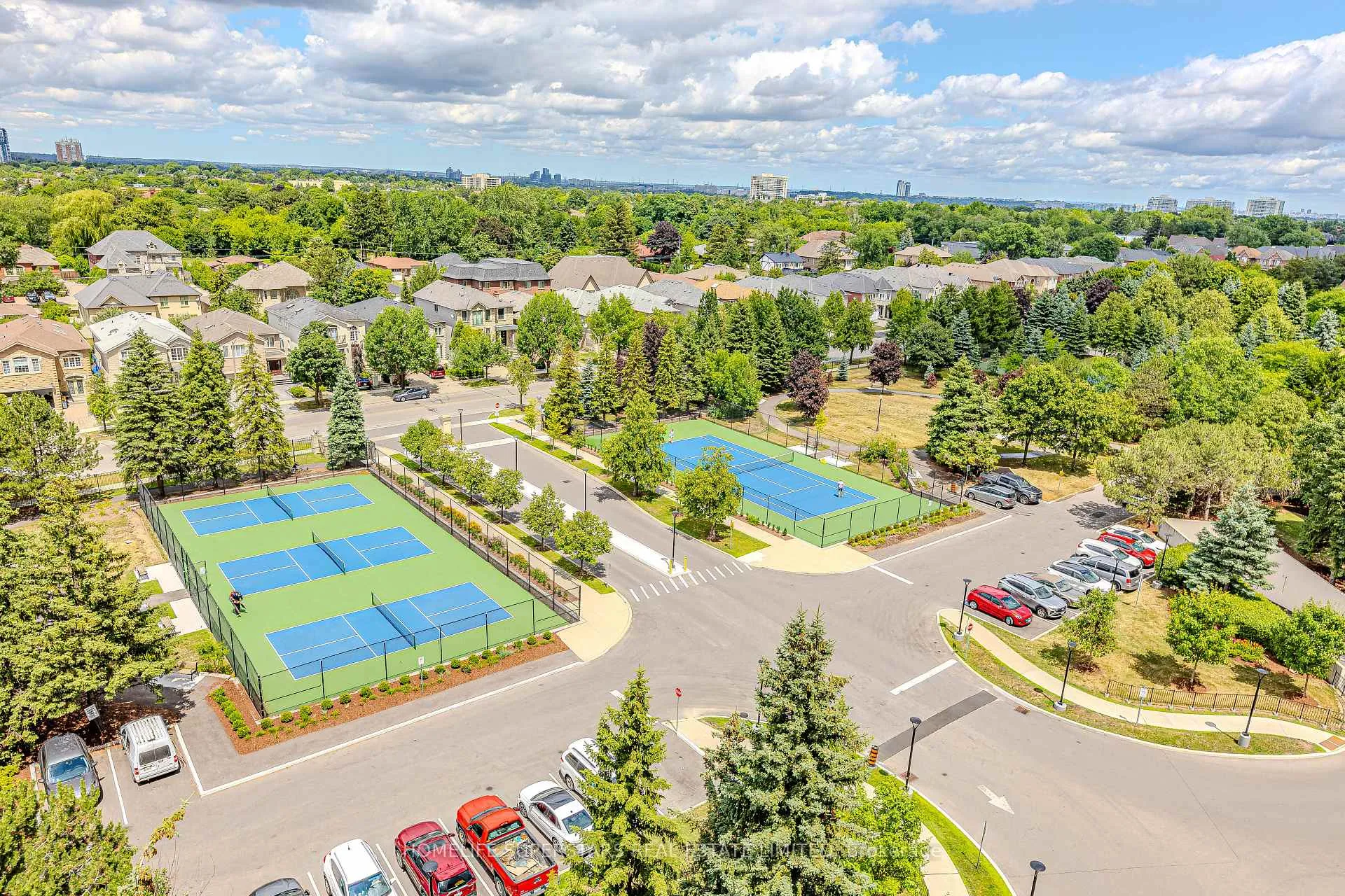 Photo 25 of Unit 1005, 7 Townsgate Drive, Vaughan, Crestwood-Springfarm-Yorkhill — HOMEH