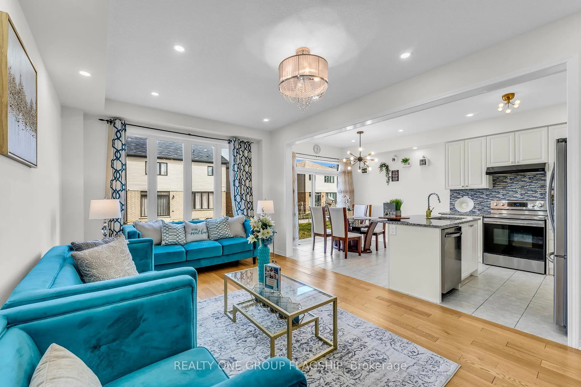 Photo 9 of 312 Bedrock Drive, Hamilton, Stoney Creek Mountain — HOMEH