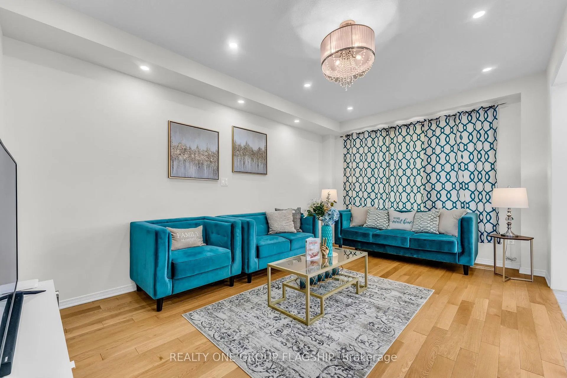 Photo 10 of 312 Bedrock Drive, Hamilton, Stoney Creek Mountain — HOMEH