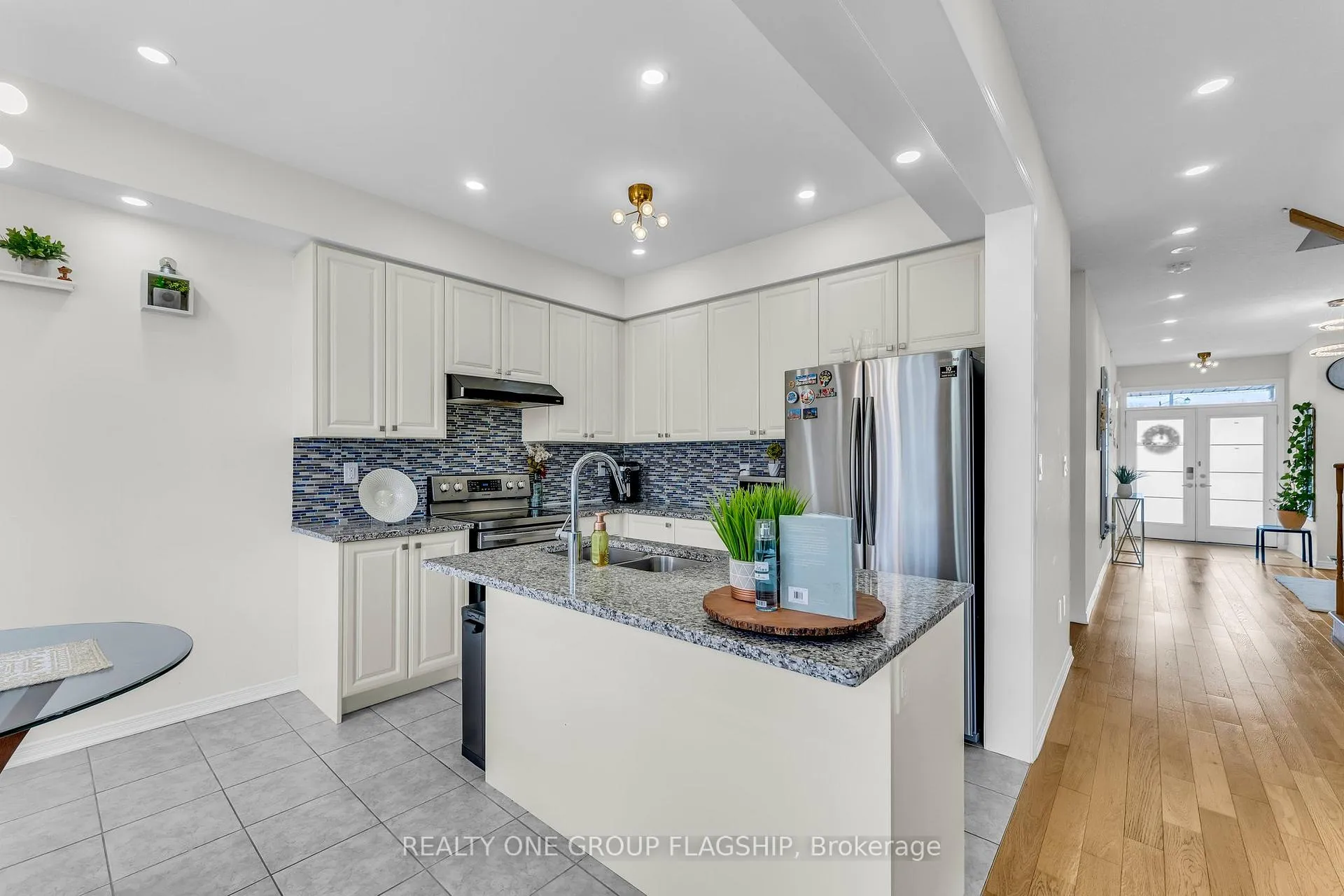 Photo 15 of 312 Bedrock Drive, Hamilton, Stoney Creek Mountain — HOMEH