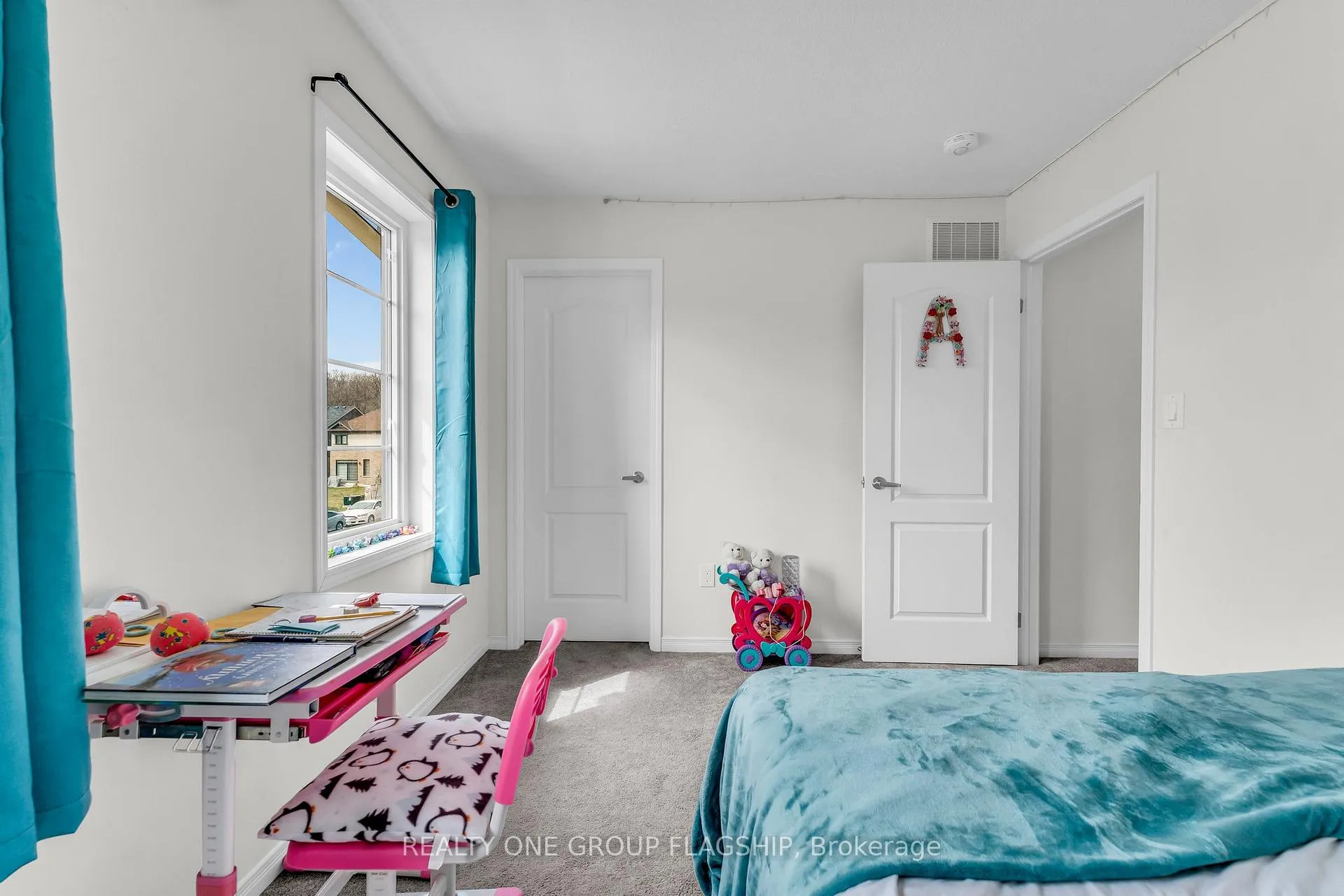 Photo 32 of 312 Bedrock Drive, Hamilton, Stoney Creek Mountain — HOMEH